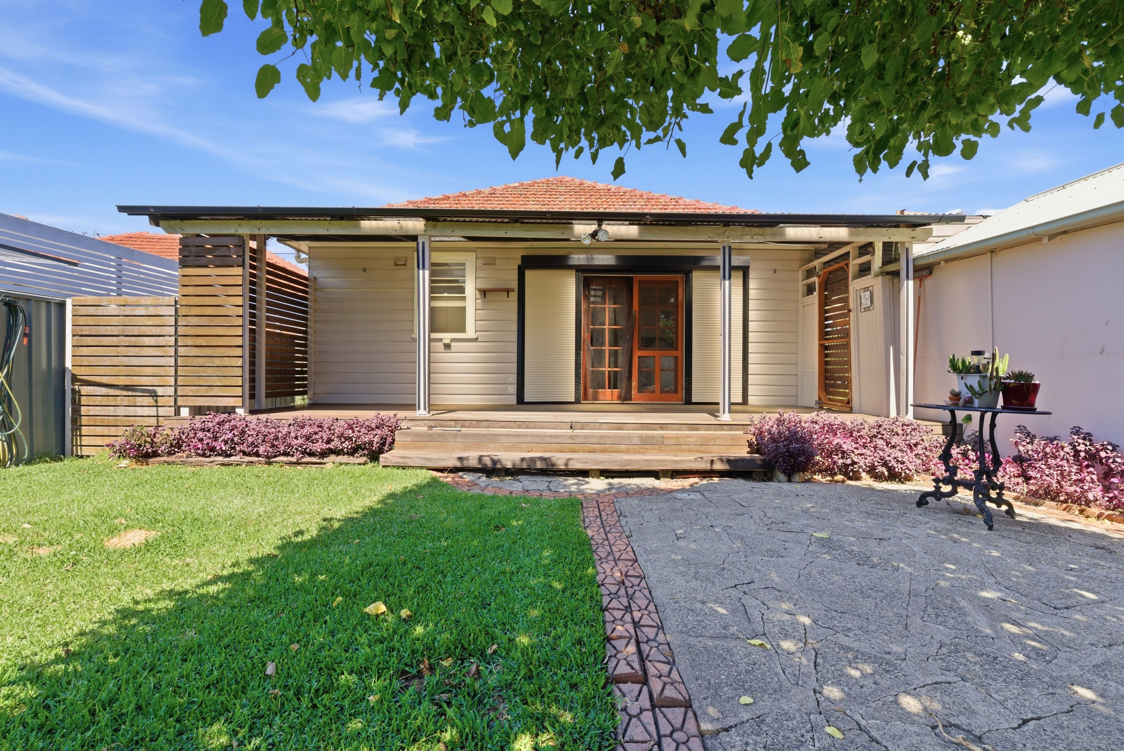 12 Austin Street, Georgetown, NSW 2298