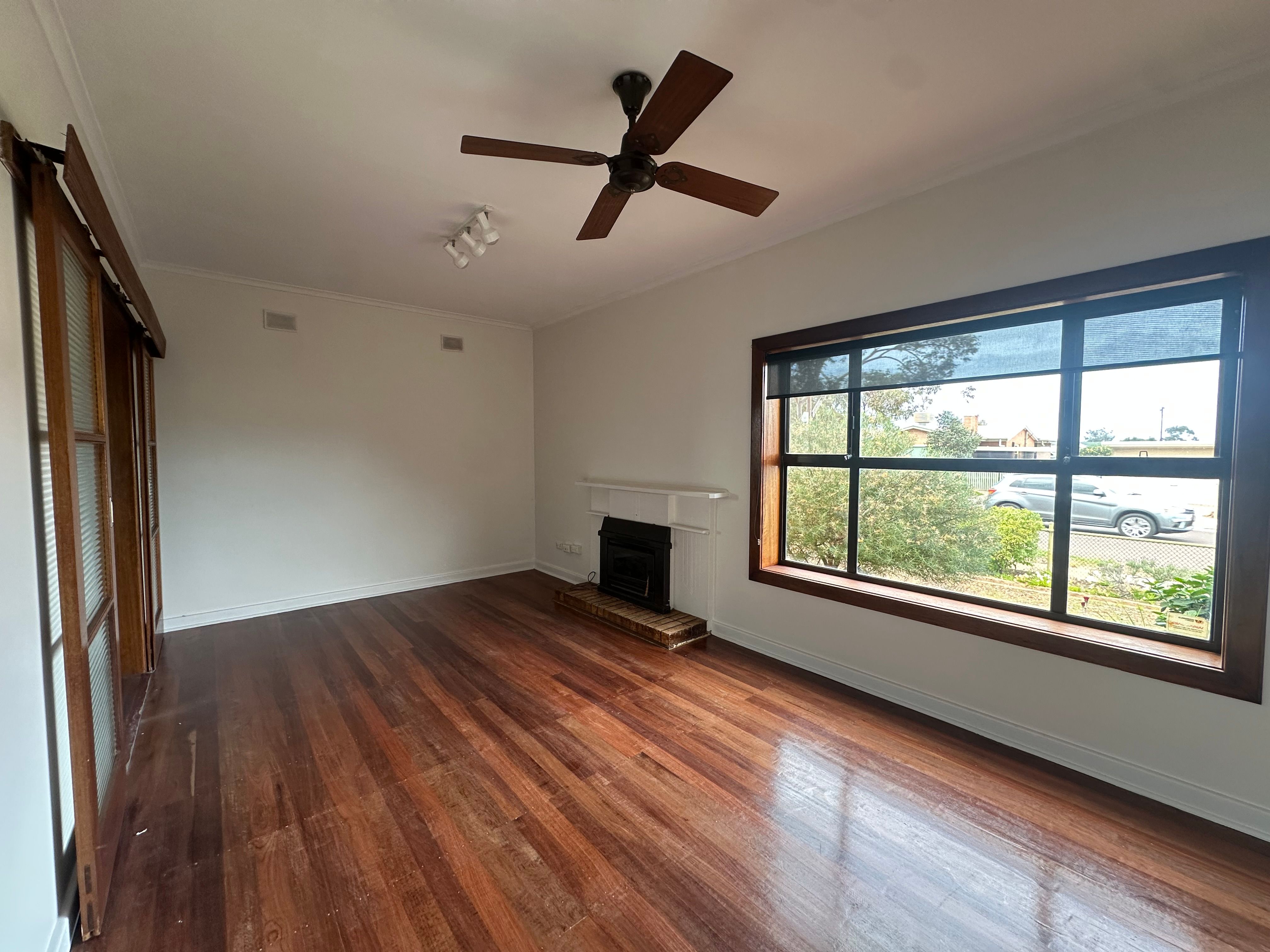 14 Dalziel Street — photo 3 of 19