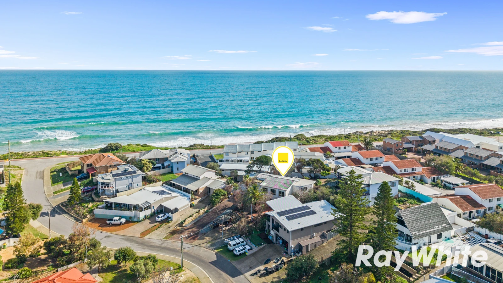 24 Valley Road, Halls Head, WA 6210