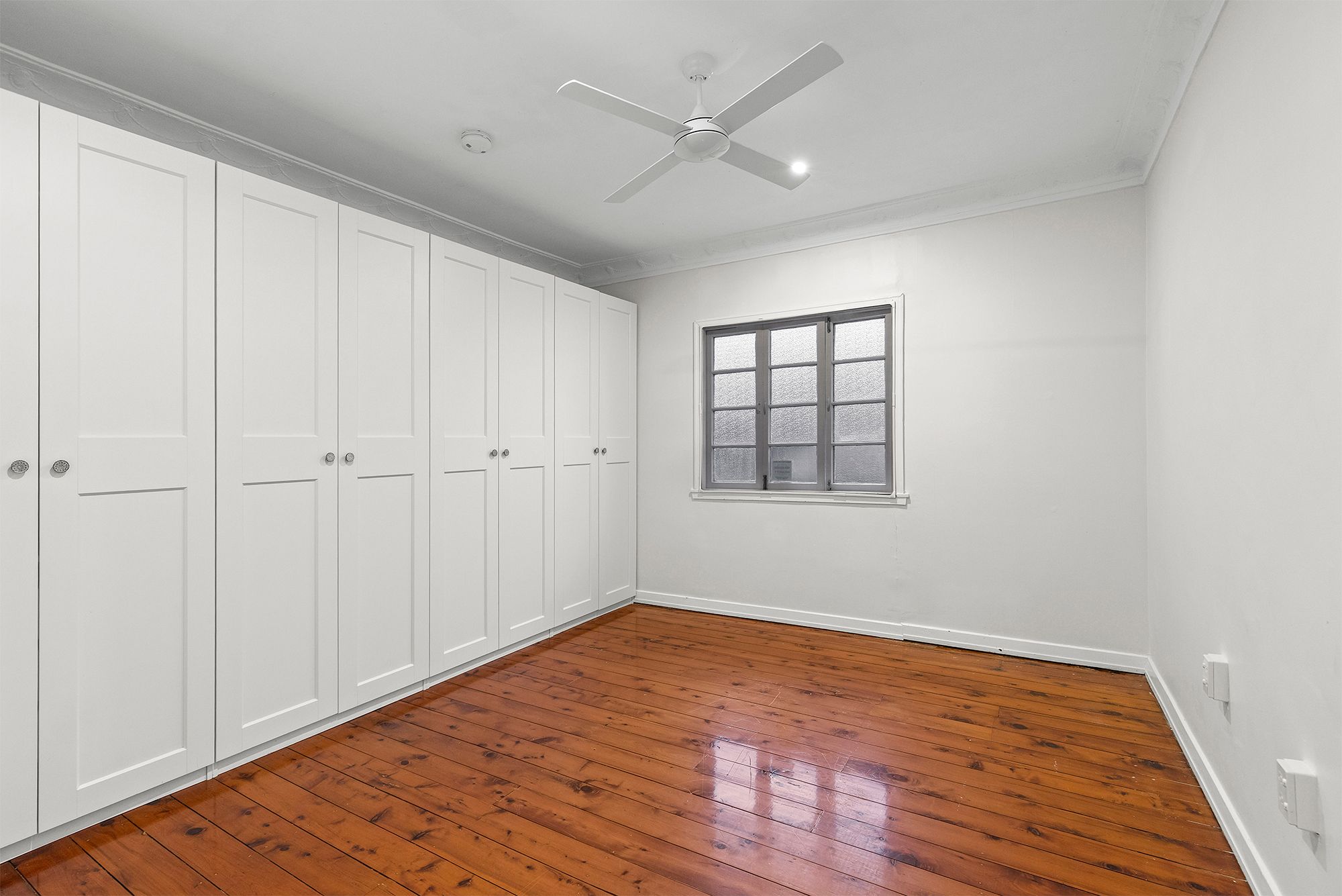 39 Parker Avenue — photo 10 of 22