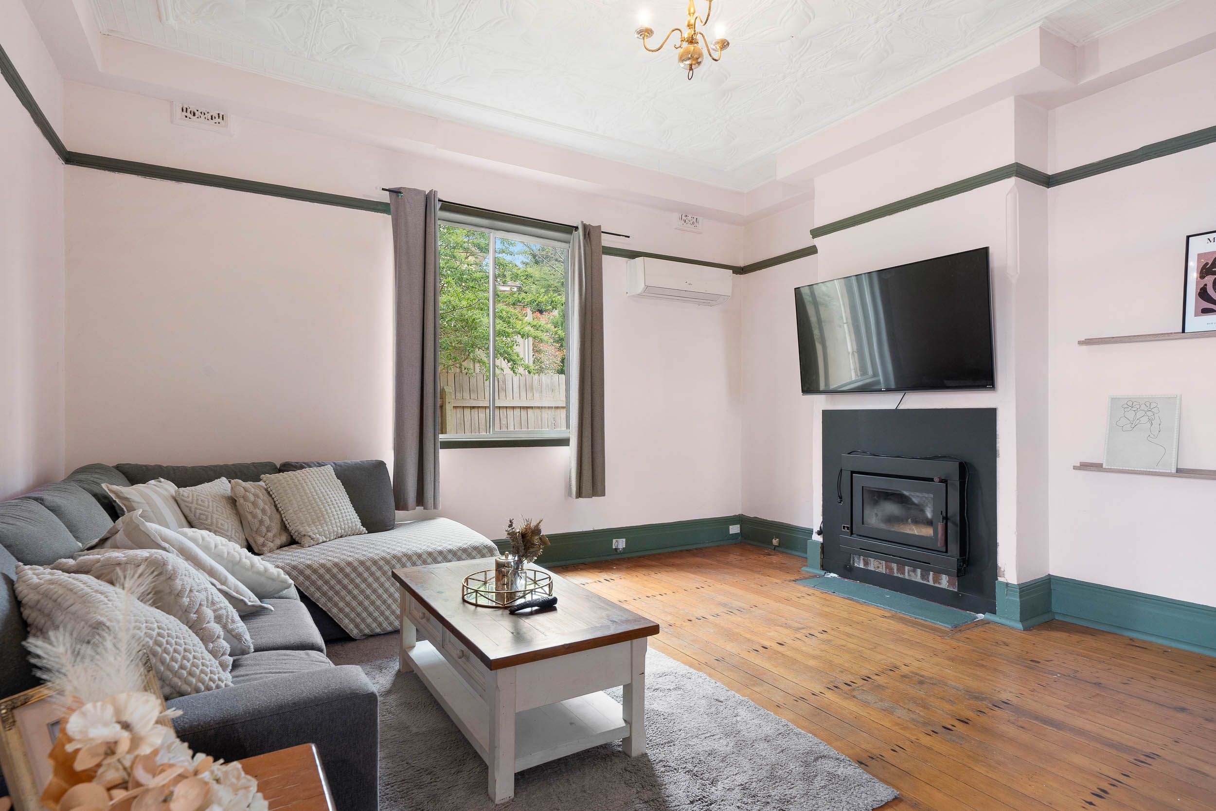 16 Lansdowne Street — photo 4 of 17