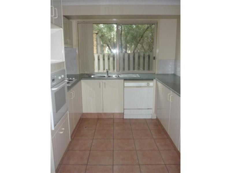 15 Hillsborough Close, Robina, QLD 4226