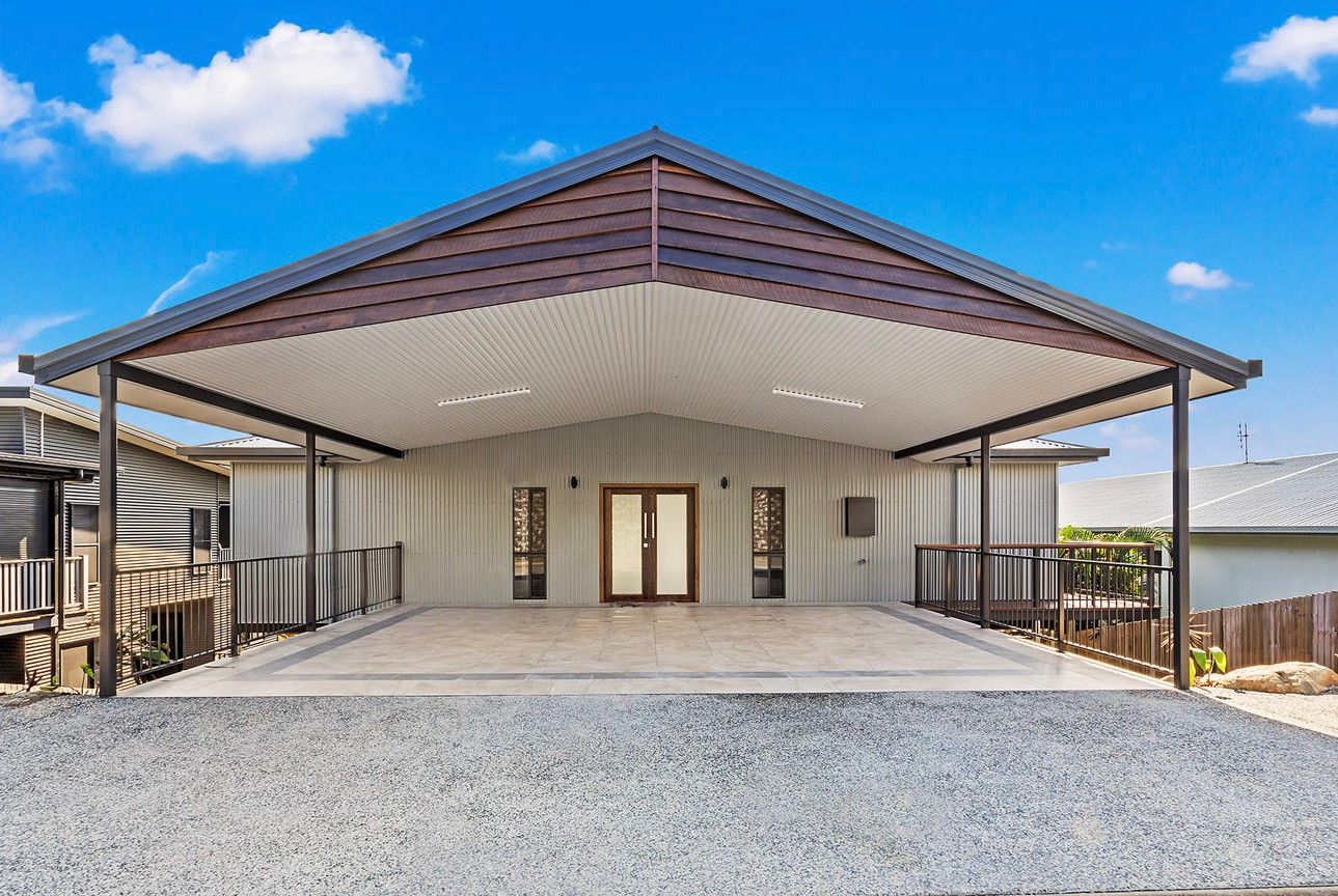 22 Whitehaven Crescent, Cannonvale, QLD 4802