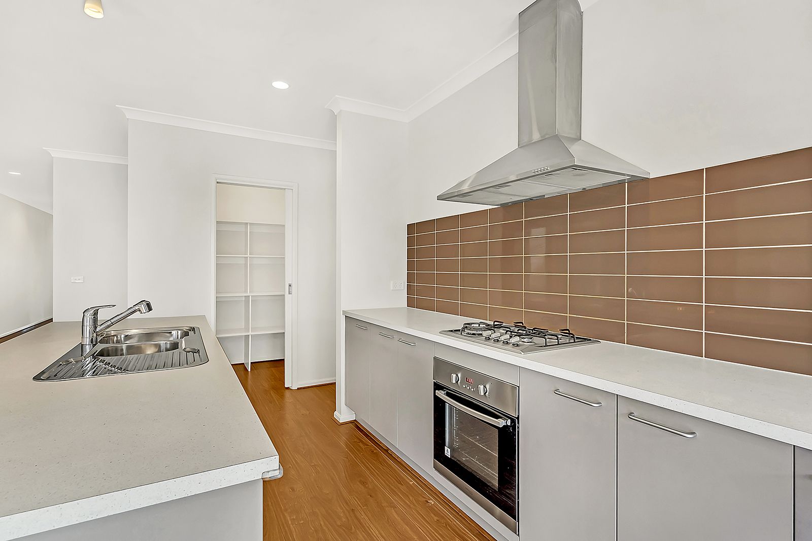 17 Hues Street, Mickleham, VIC 3064