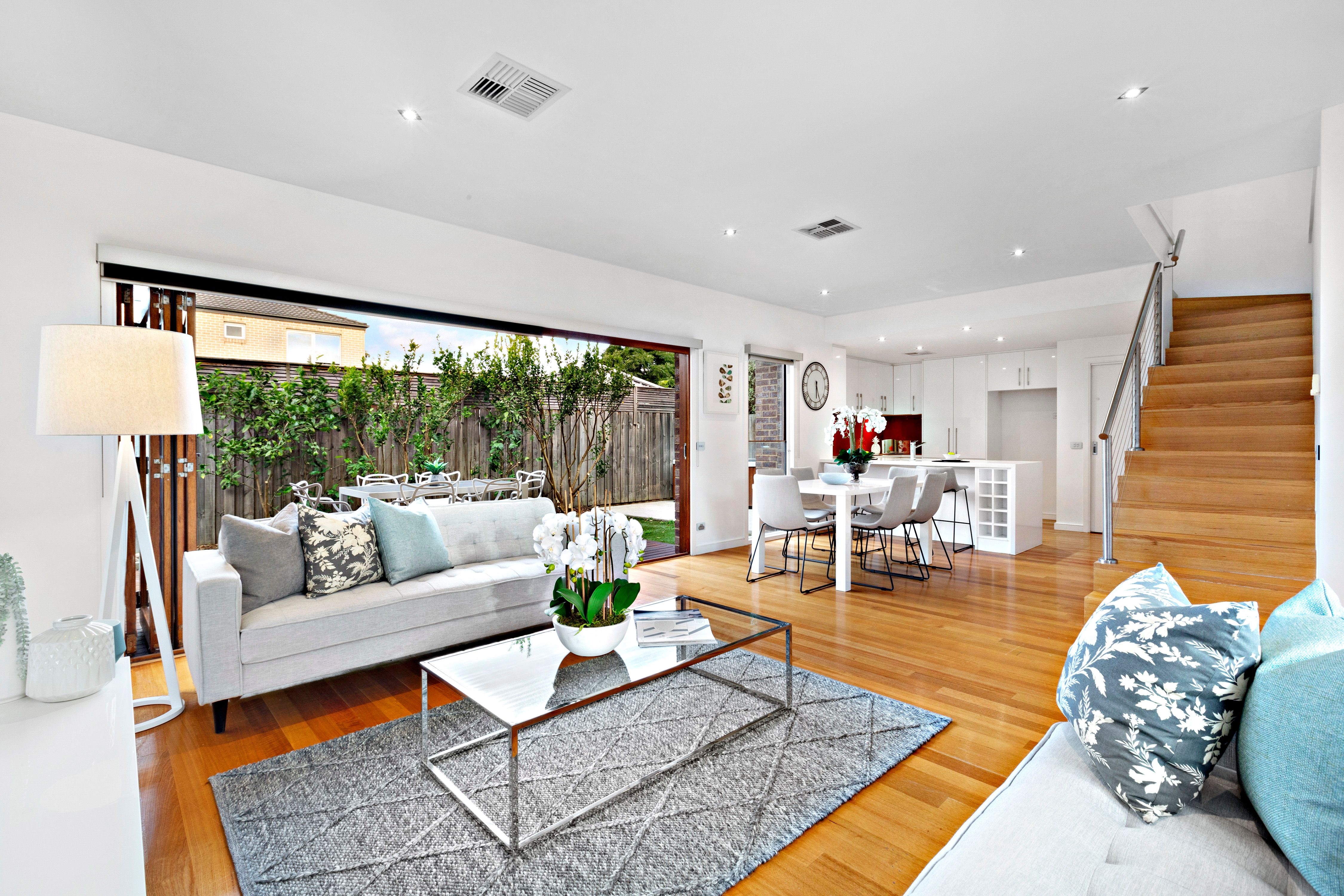 2/16 Sumersett Avenue, Oakleigh South, VIC 3167