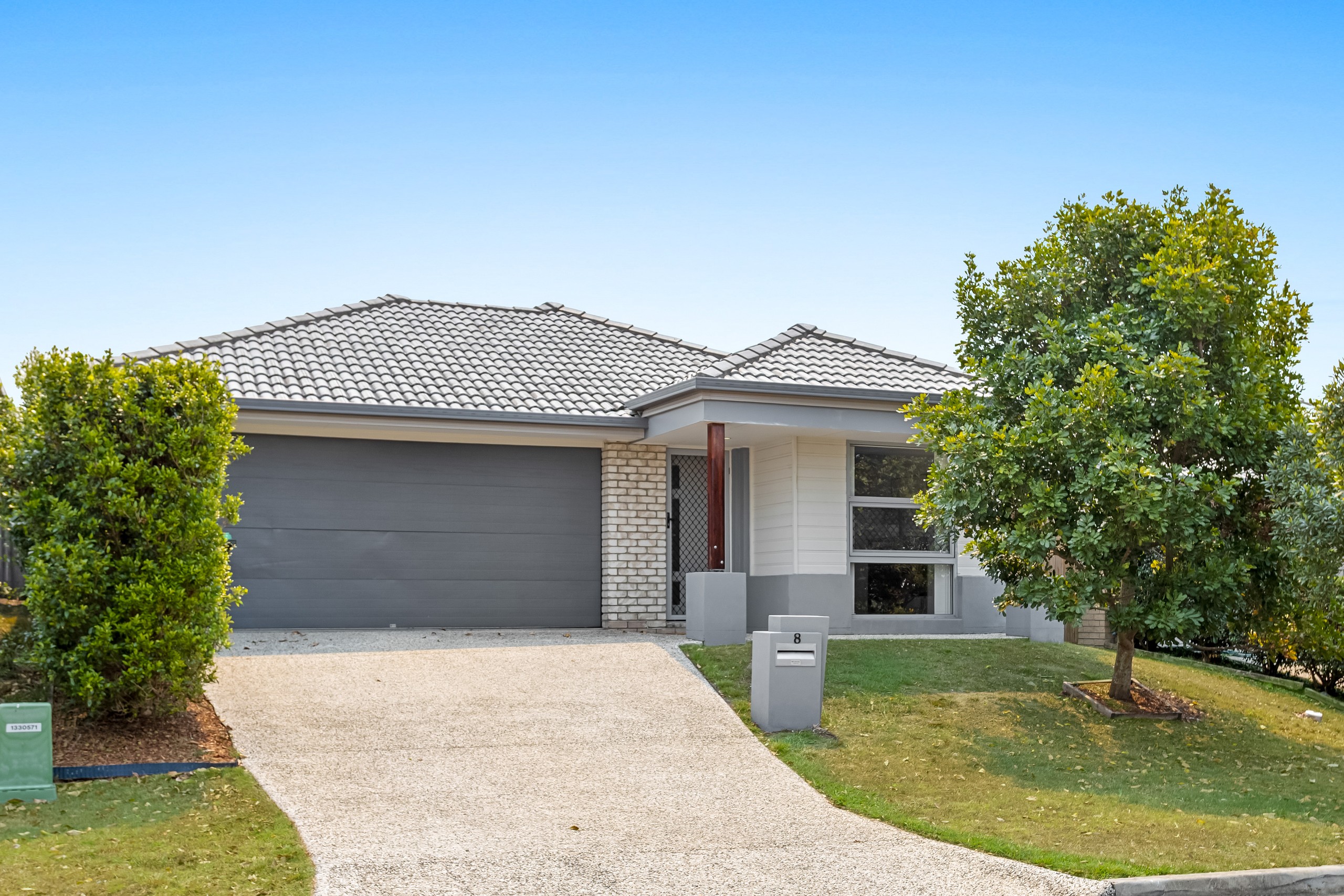 8 Hillsborough Place, Pimpama, QLD 4209
