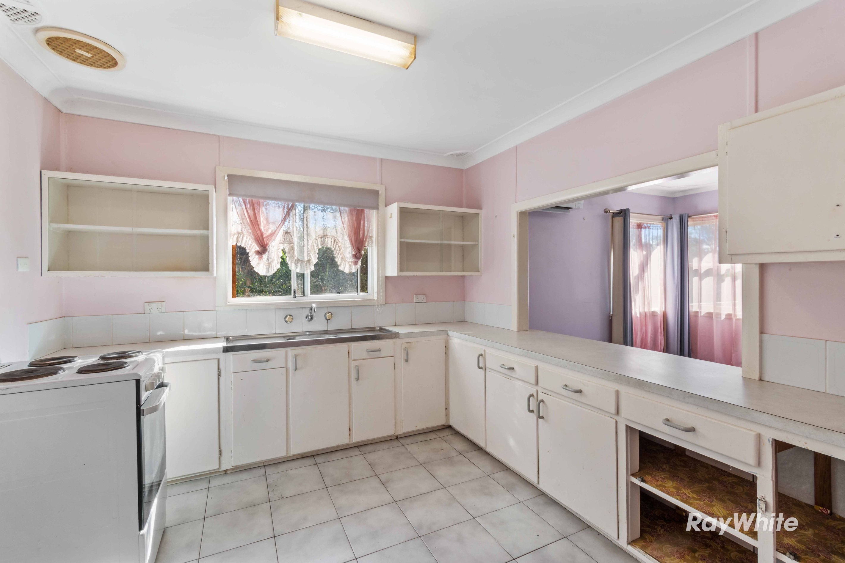 28 Christopher Crescent, Batehaven, NSW 2536