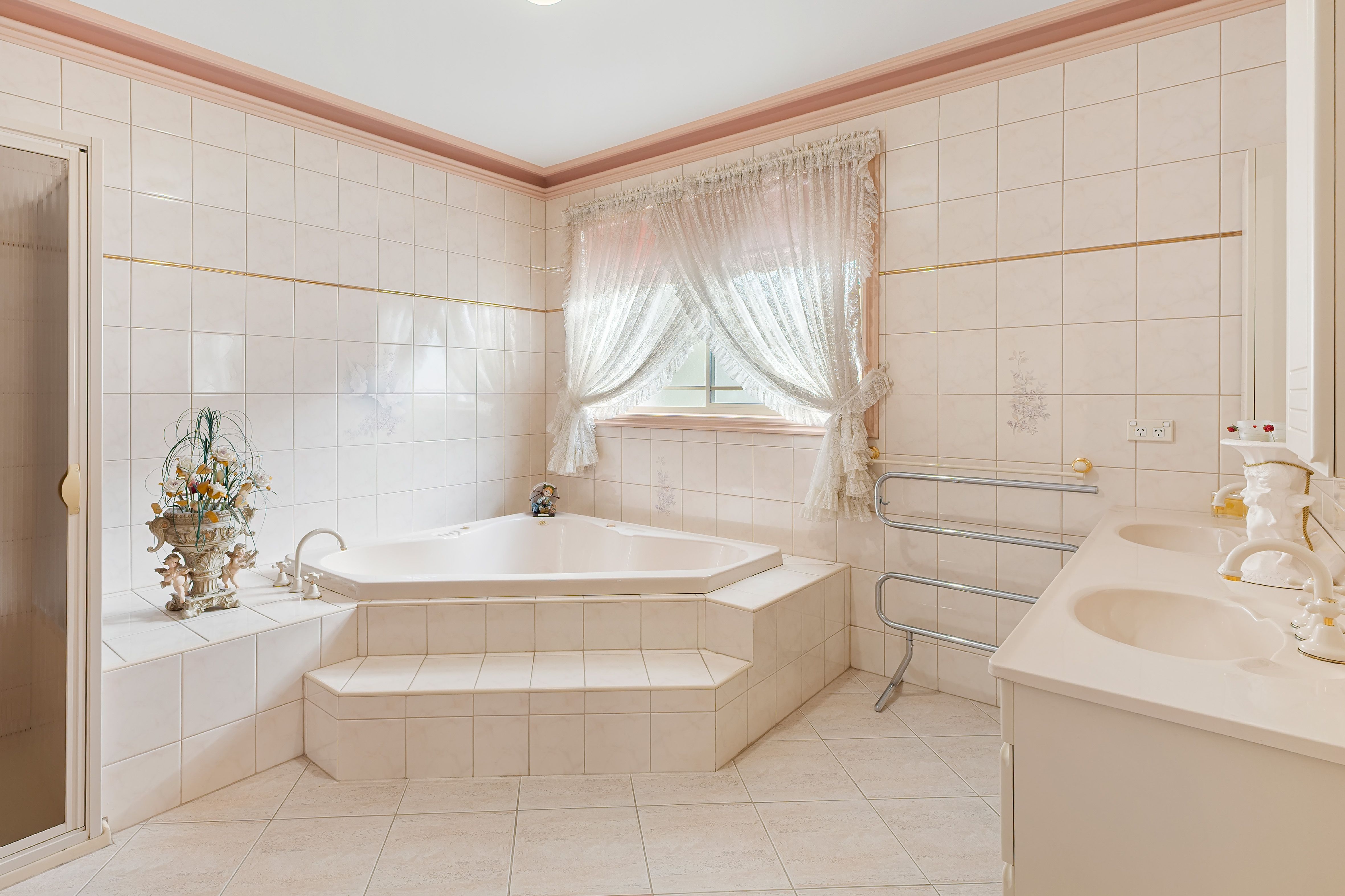 63 Blossom Park Drive — photo 12 of 17