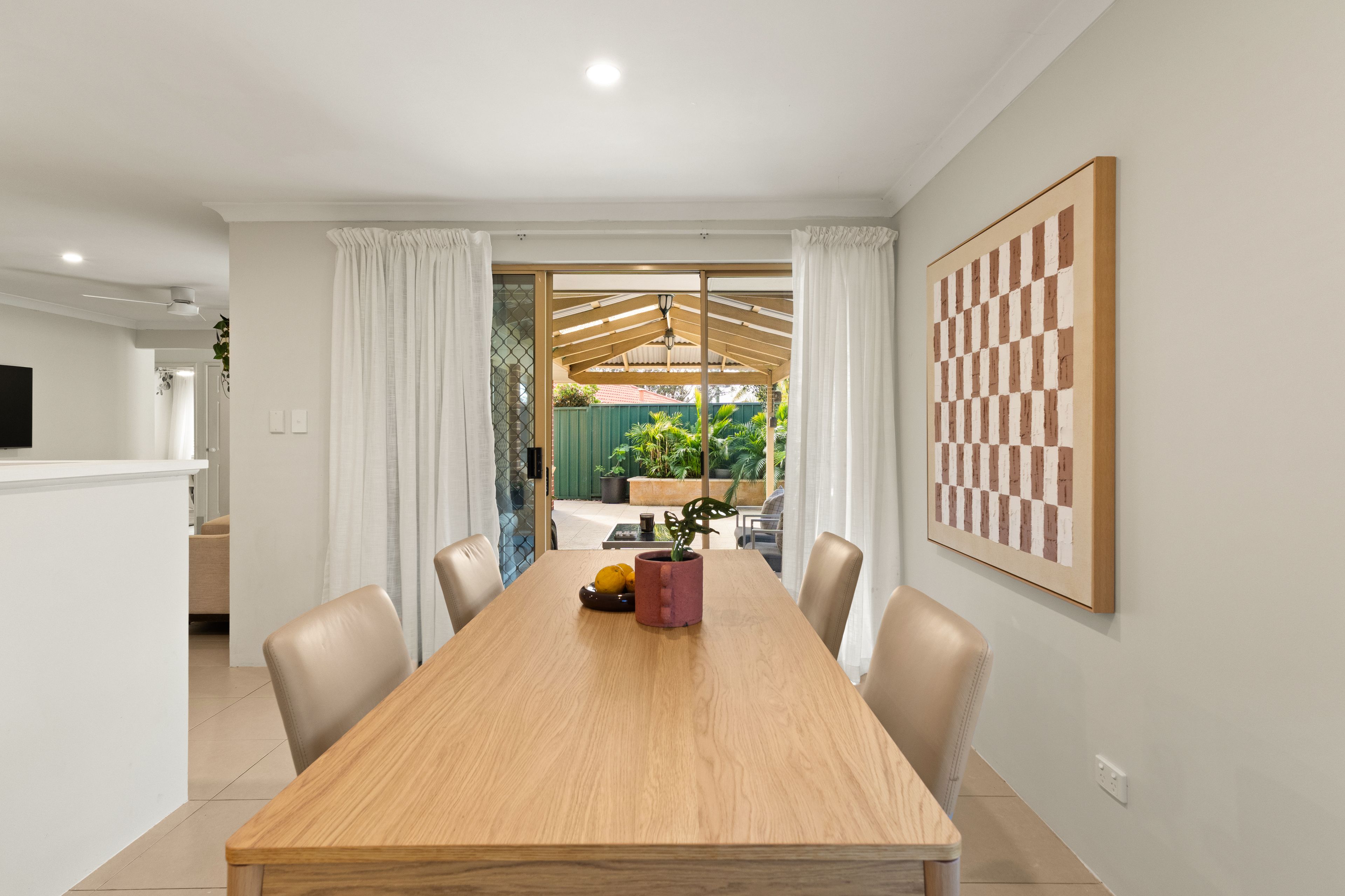 2/1 Langley Place — photo 15 of 19