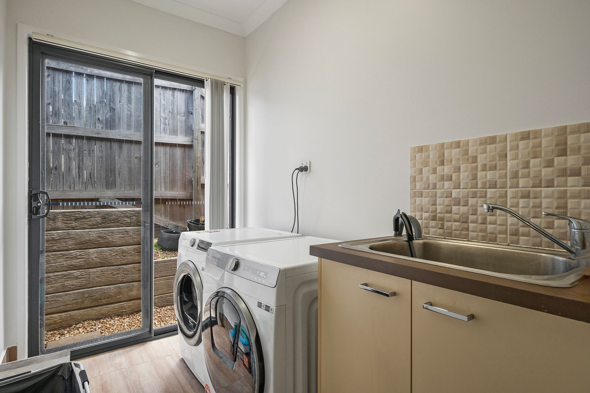 48 Gilmour Street — photo 18 of 23