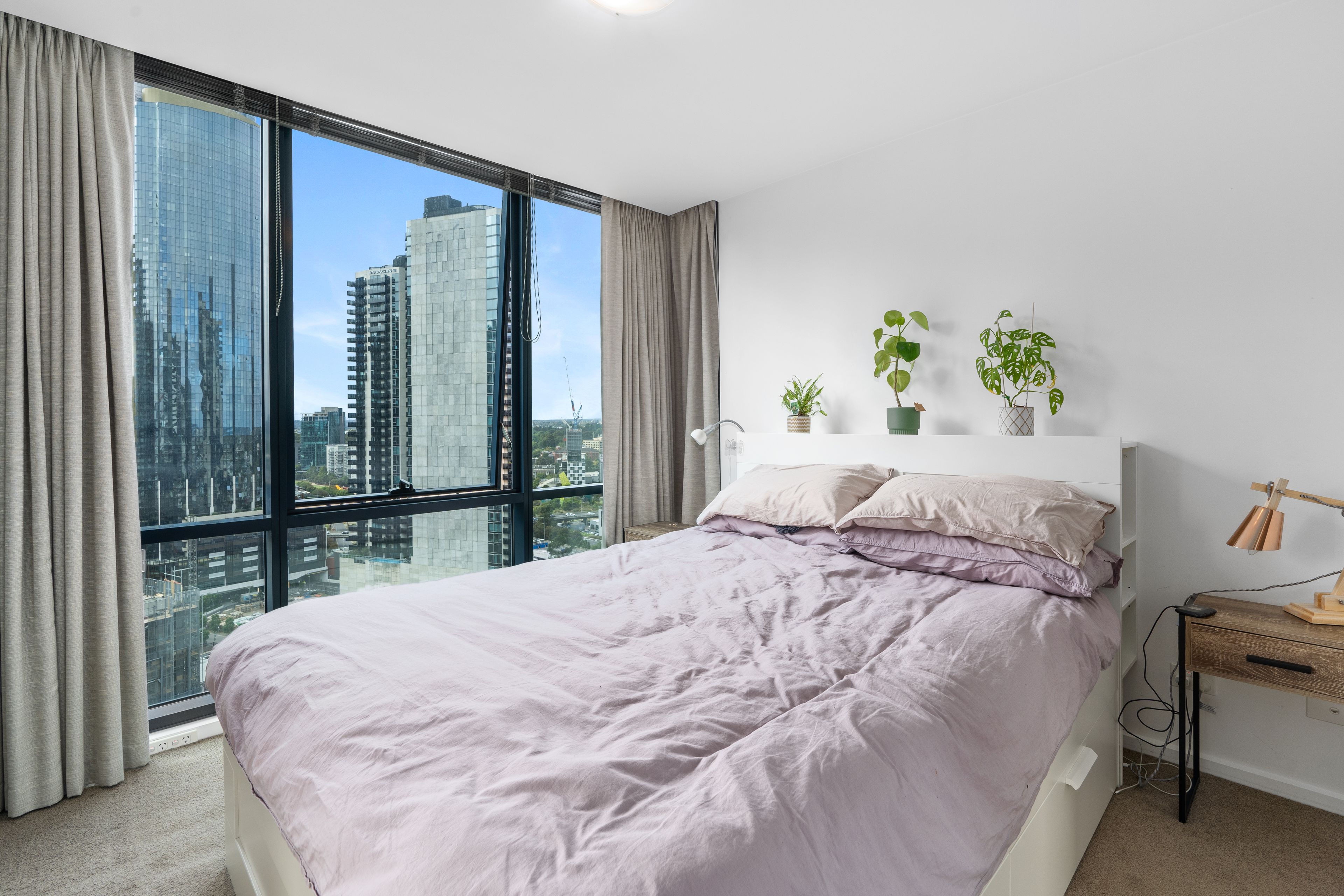 2204/241 City Road, Southbank, VIC 3006