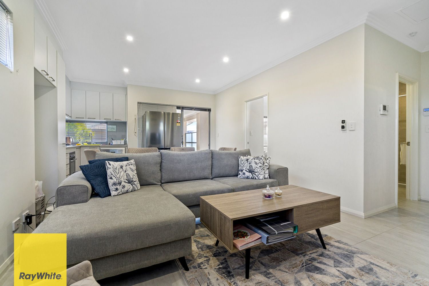 6/190 Ravenswood Drive, Nollamara, WA 6061