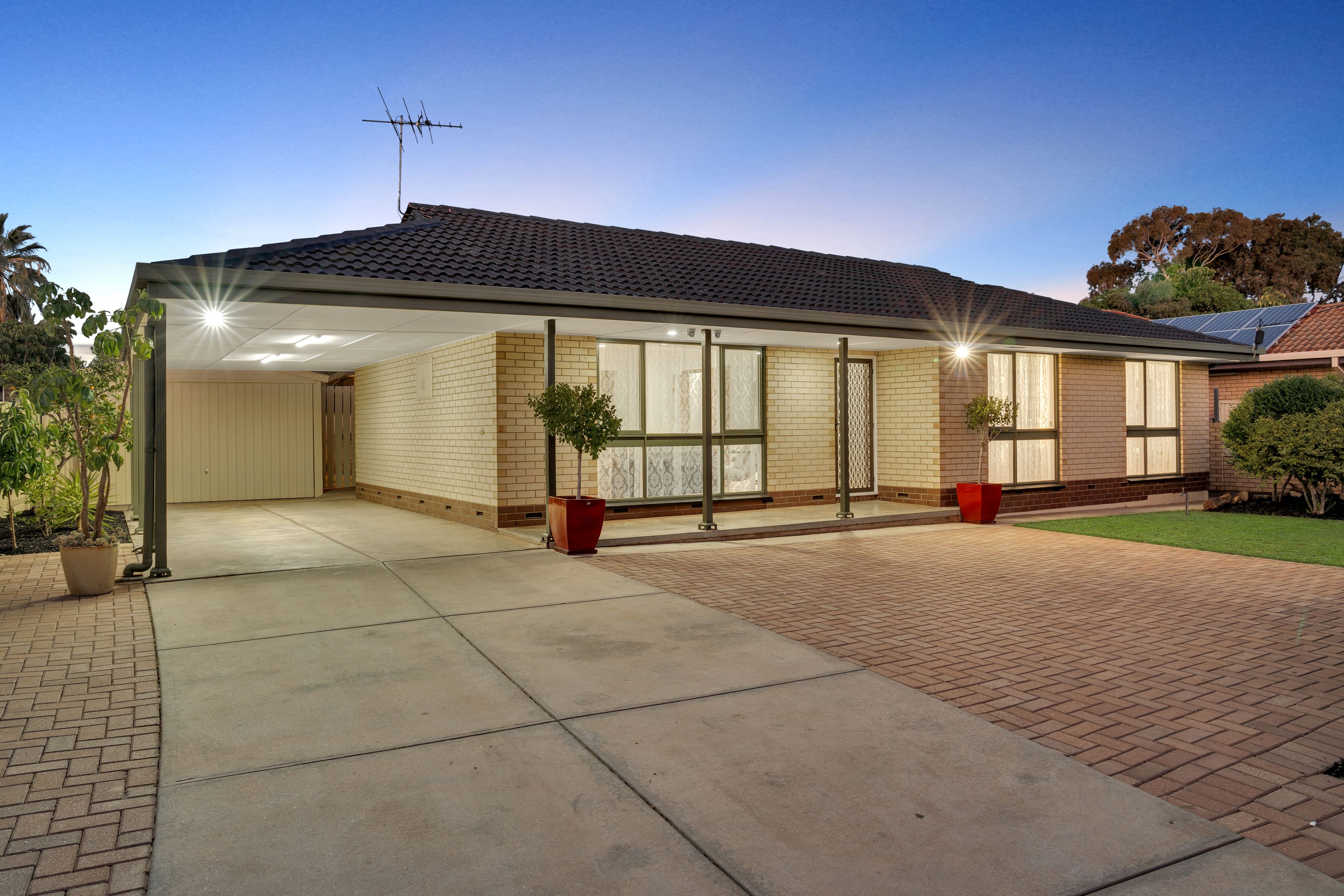 33 Quondong Avenue, Parafield Gardens, SA 5107