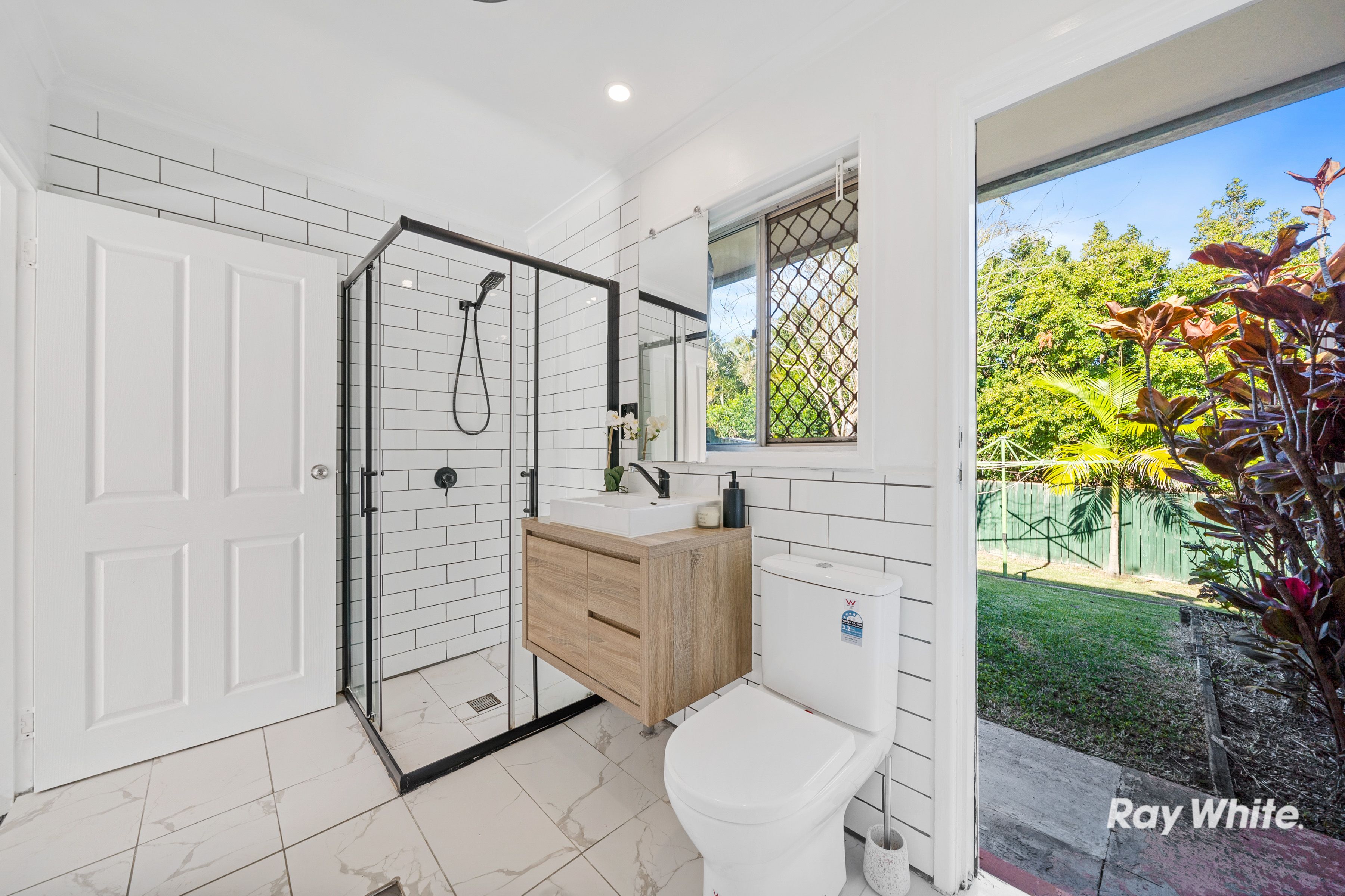 5 Frobisher Street — photo 18 of 28