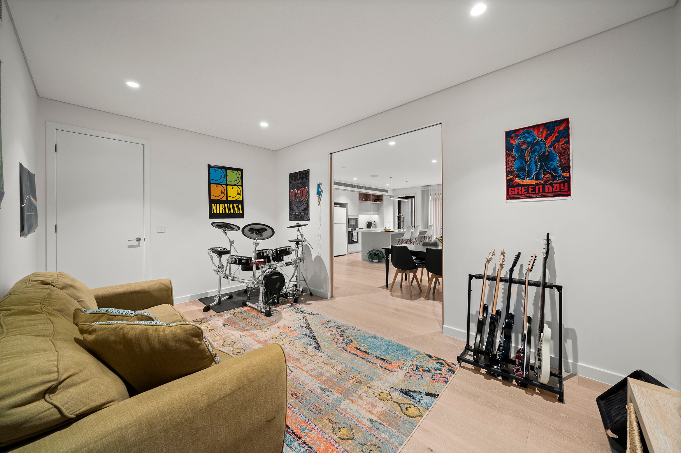 31 Pasquale Avenue — photo 10 of 30