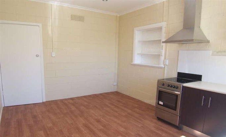 1, 12 Centre Street, Largs Bay, SA 5016