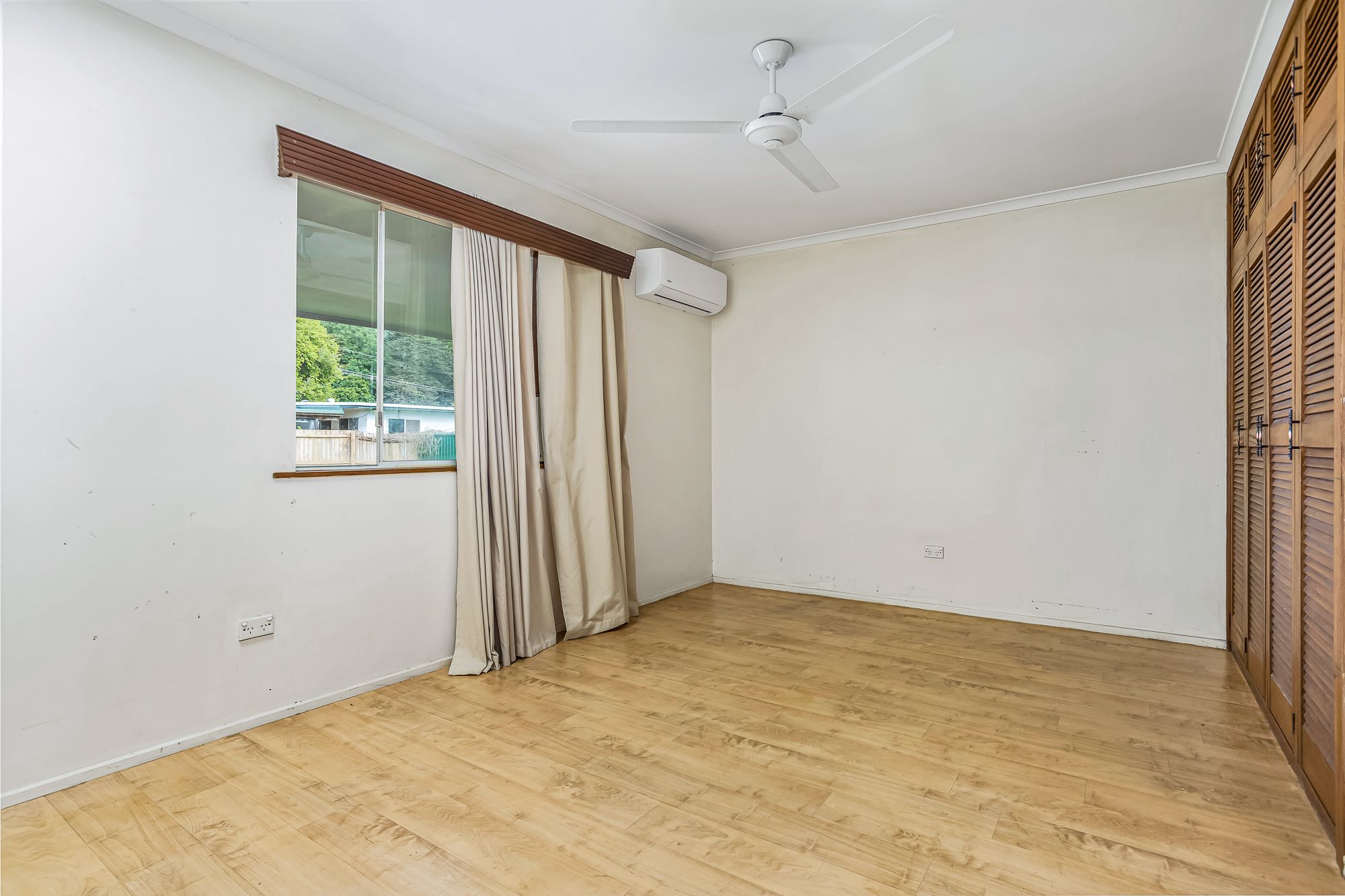 14 Sondrio Street — photo 12 of 24