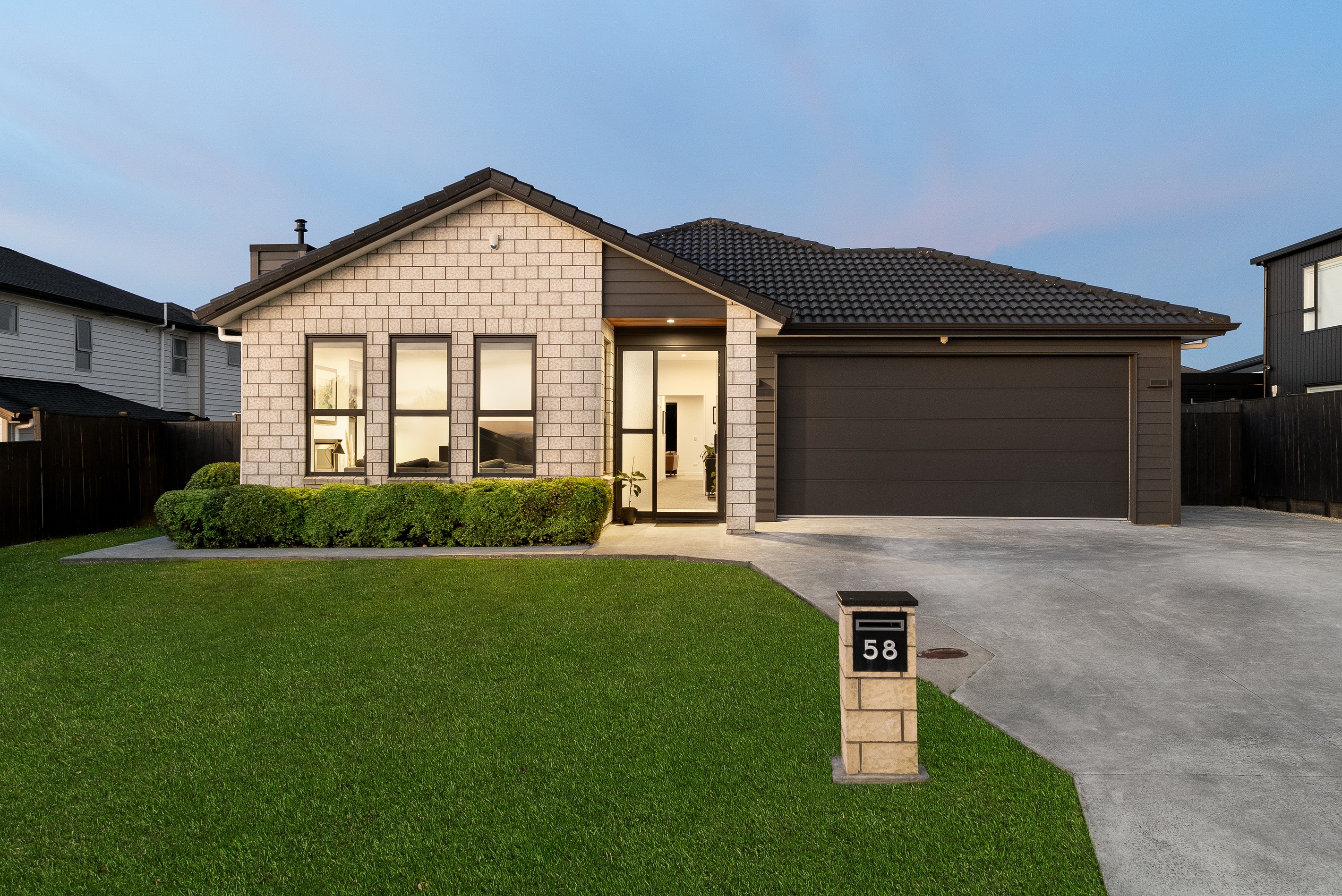 58 Eighth View Avenue, Beachlands, Manukau City