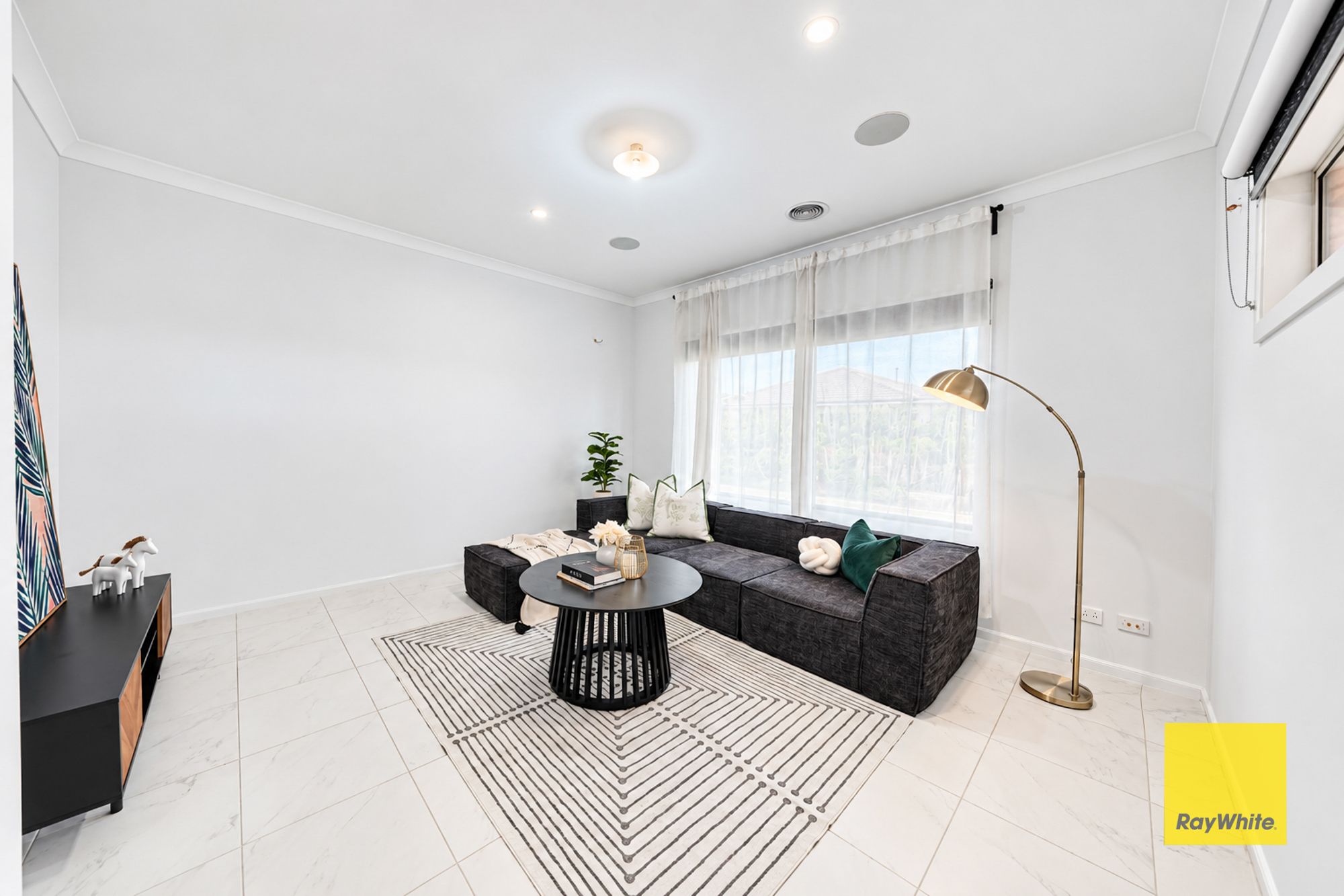 13 Karpass Street — photo 5 of 26
