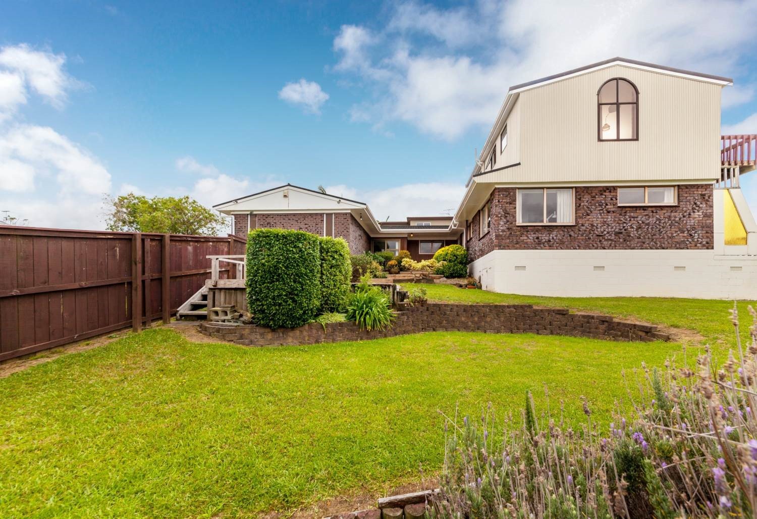 1 Pounamu Place, Shelly Park, Manukau City