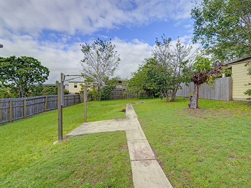 37 Stanley Street, Camp Hill, QLD 4152