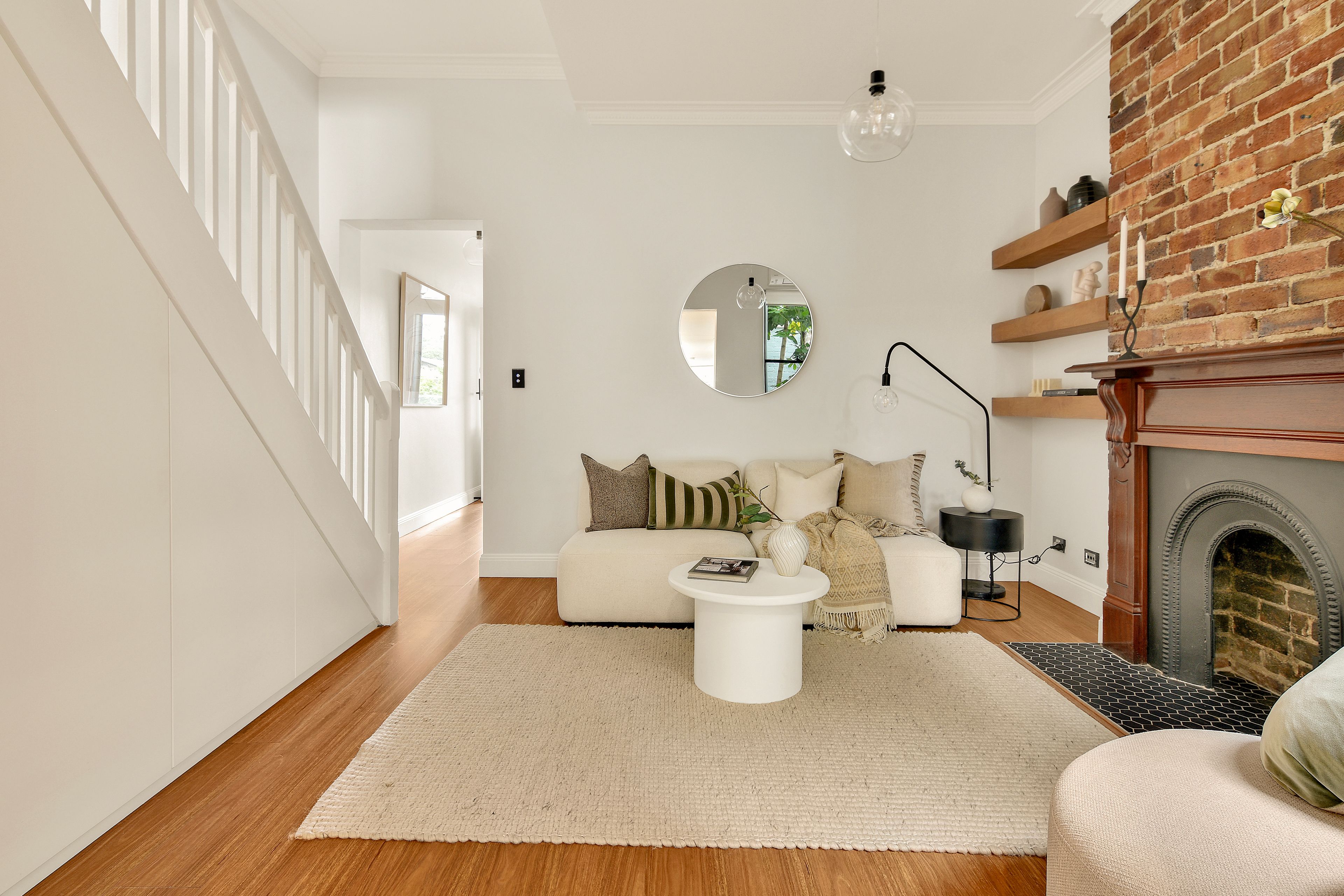60 Mallett Street — photo 3 of 8