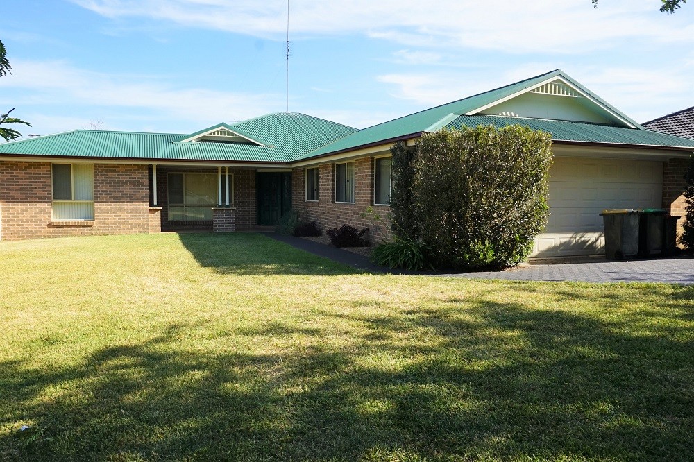 3 Glenrowan Drive, Harrington Park, NSW 2567