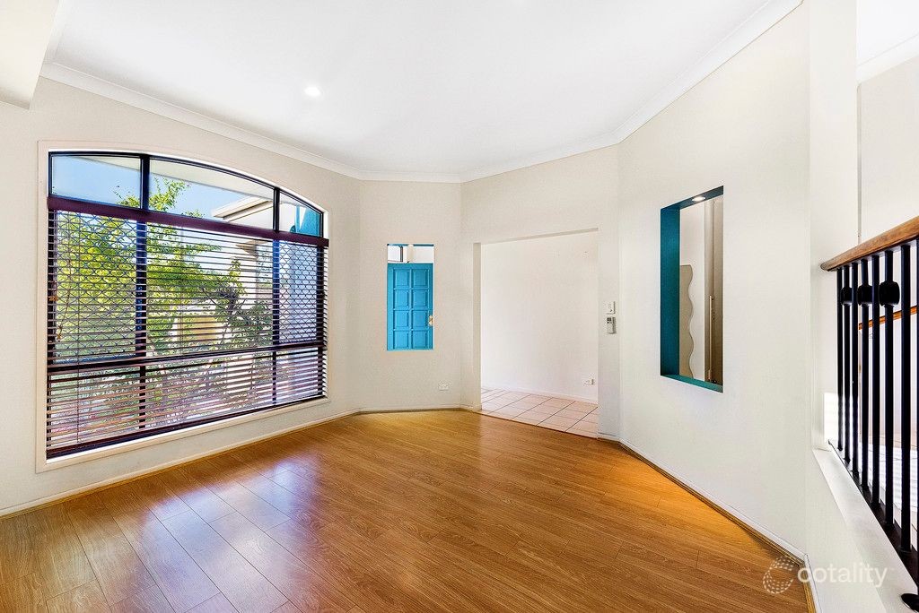 54 Riverwood Drive, Ashmore, QLD 4214