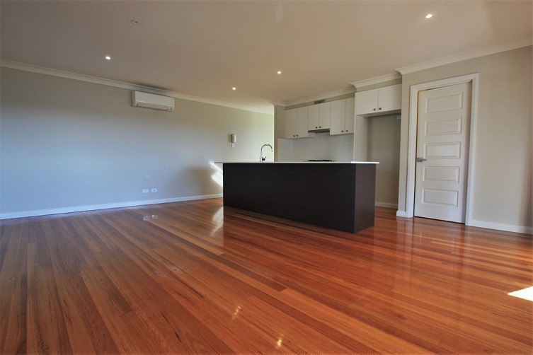 8 Turnbull Lane, Gregory Hills, NSW 2557