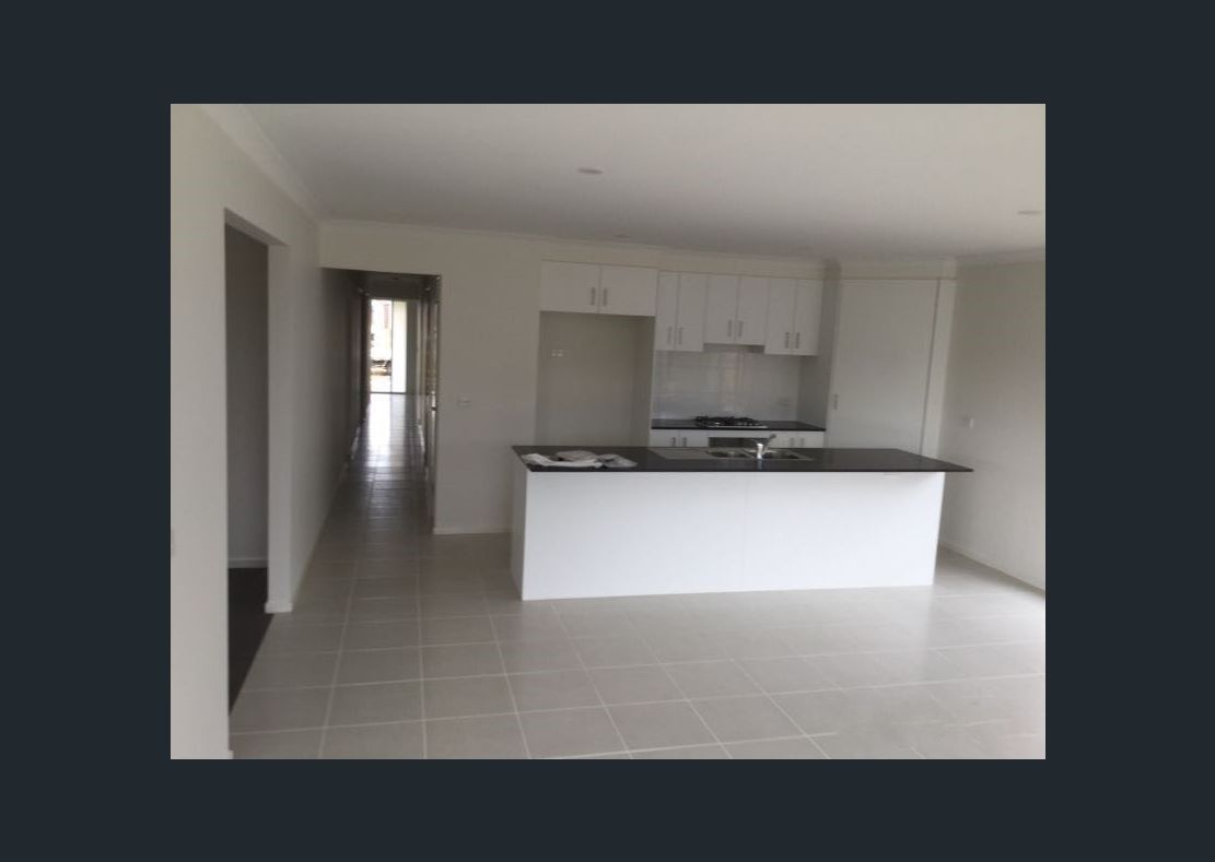 4 Norwood Avenue, Weir Views, VIC 3338