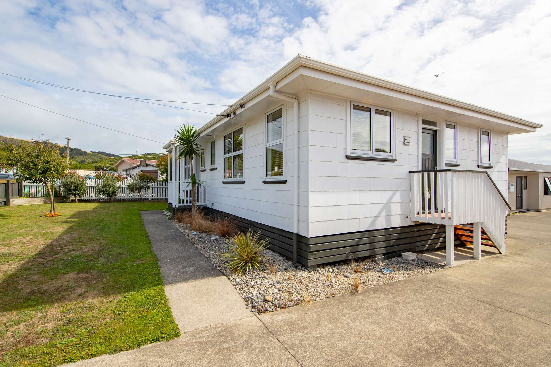 36 Whanga Crescent photo 5