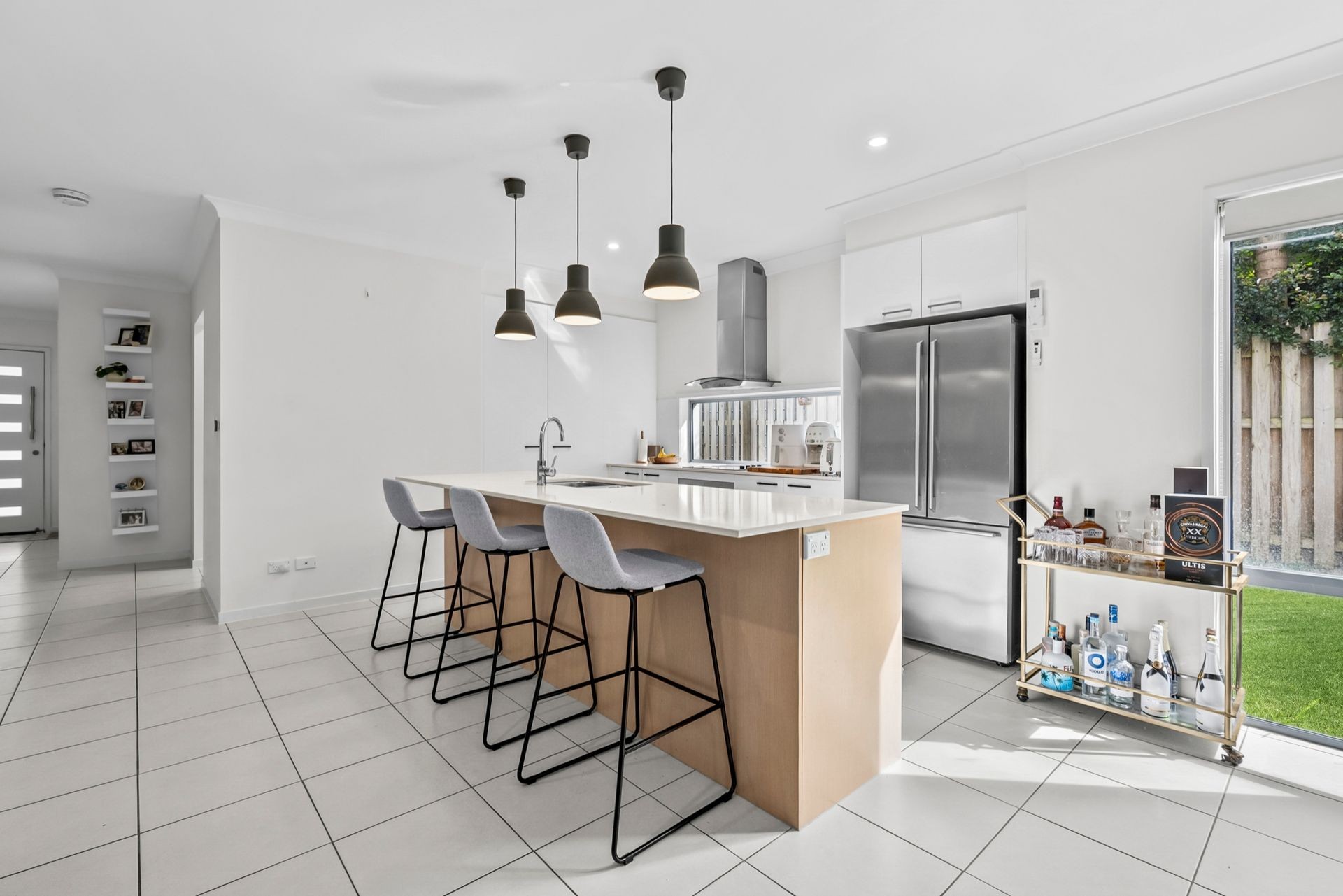 1/18 Sapphire Place, Elanora, QLD 4221