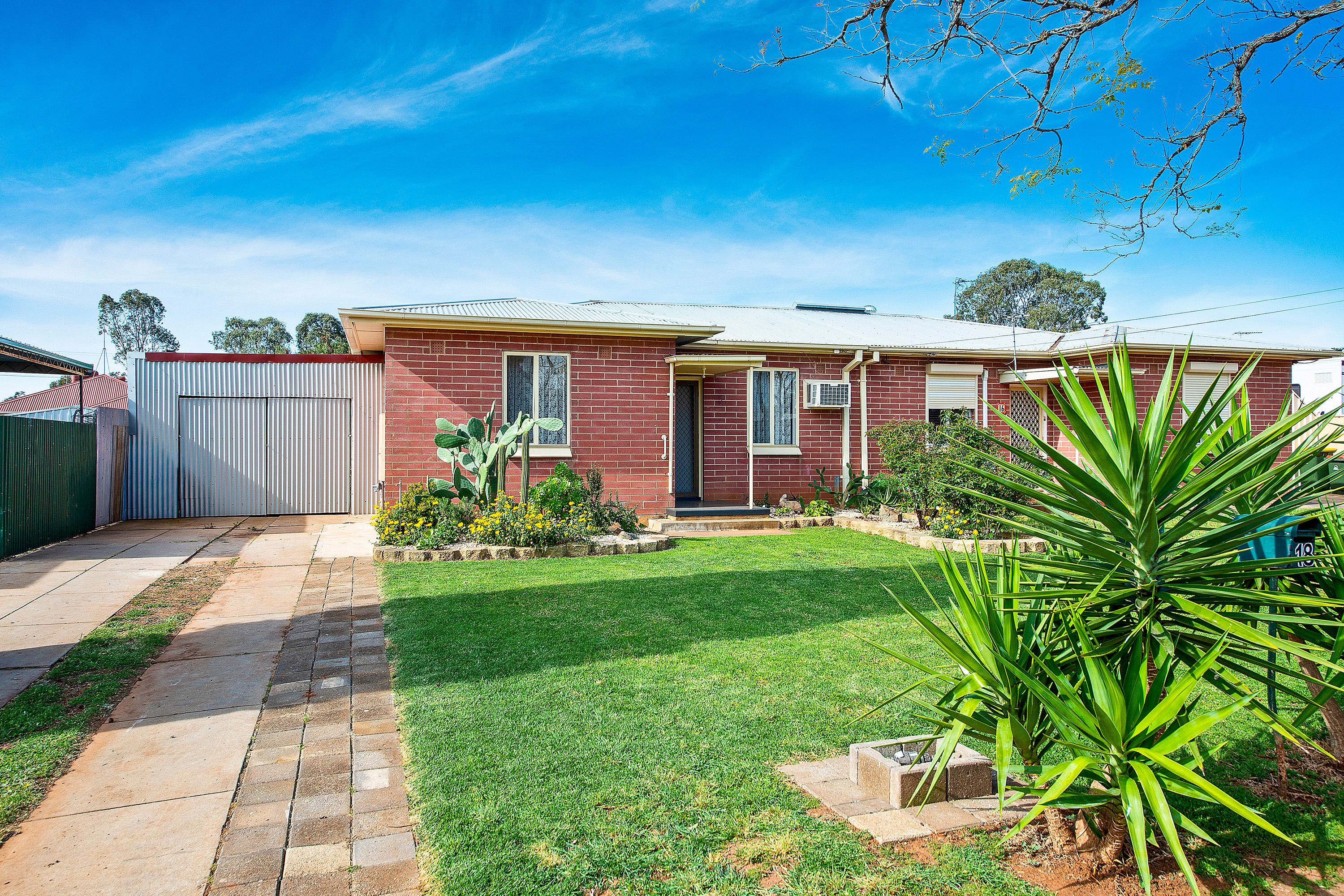 18 Small Crescent — photo from Ray White Para Hills