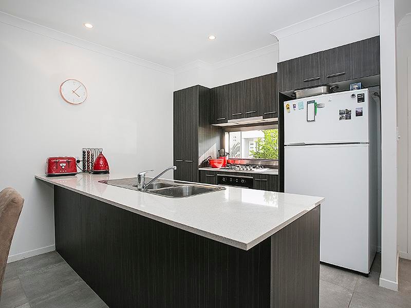 Fitzgibbon, QLD 4018