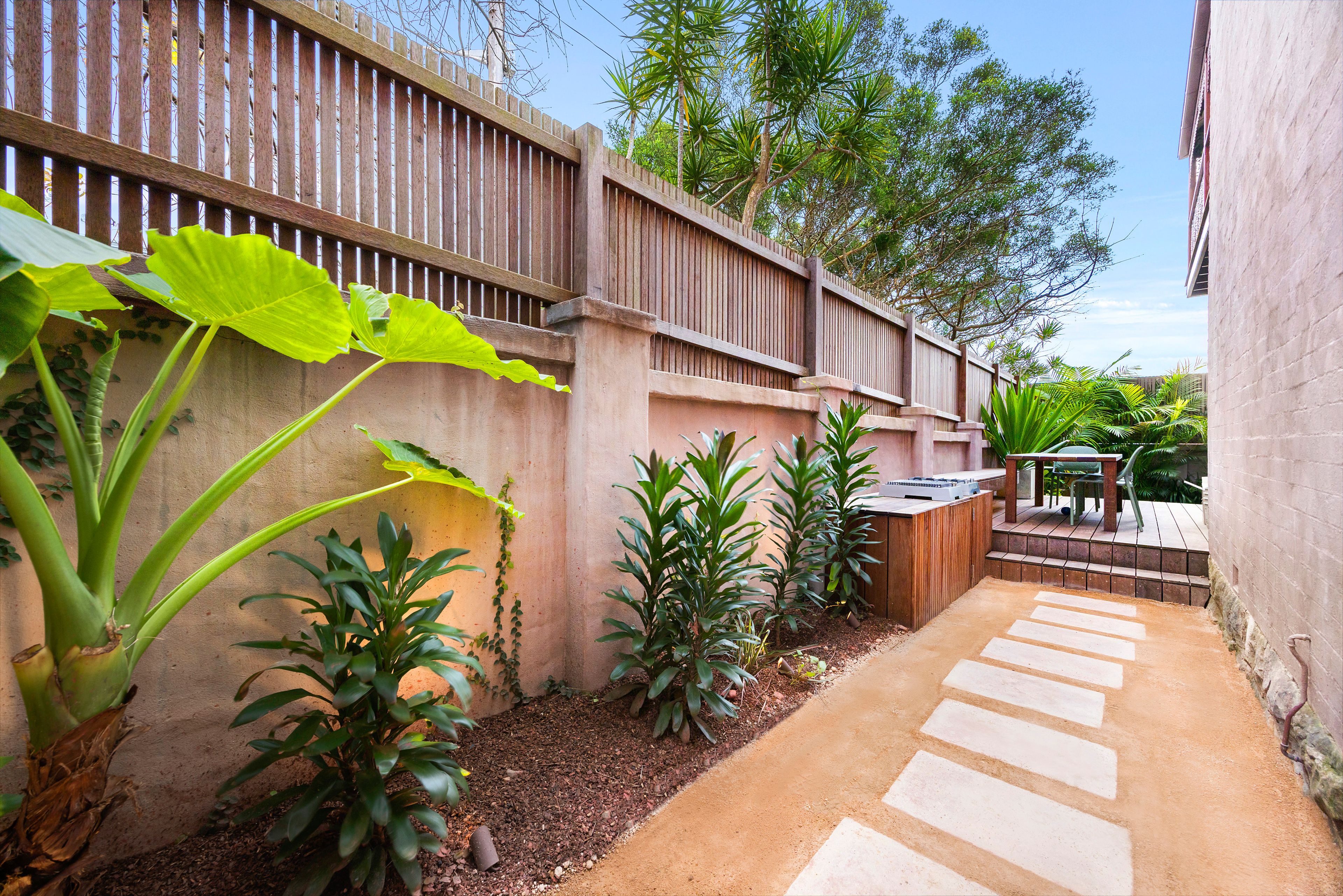 71 Brisbane Street — photo 16 of 18