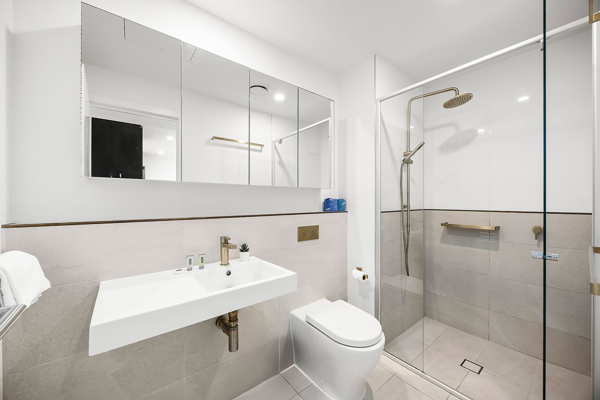 602/5-7 Peninsular Drive — photo 17 of 22