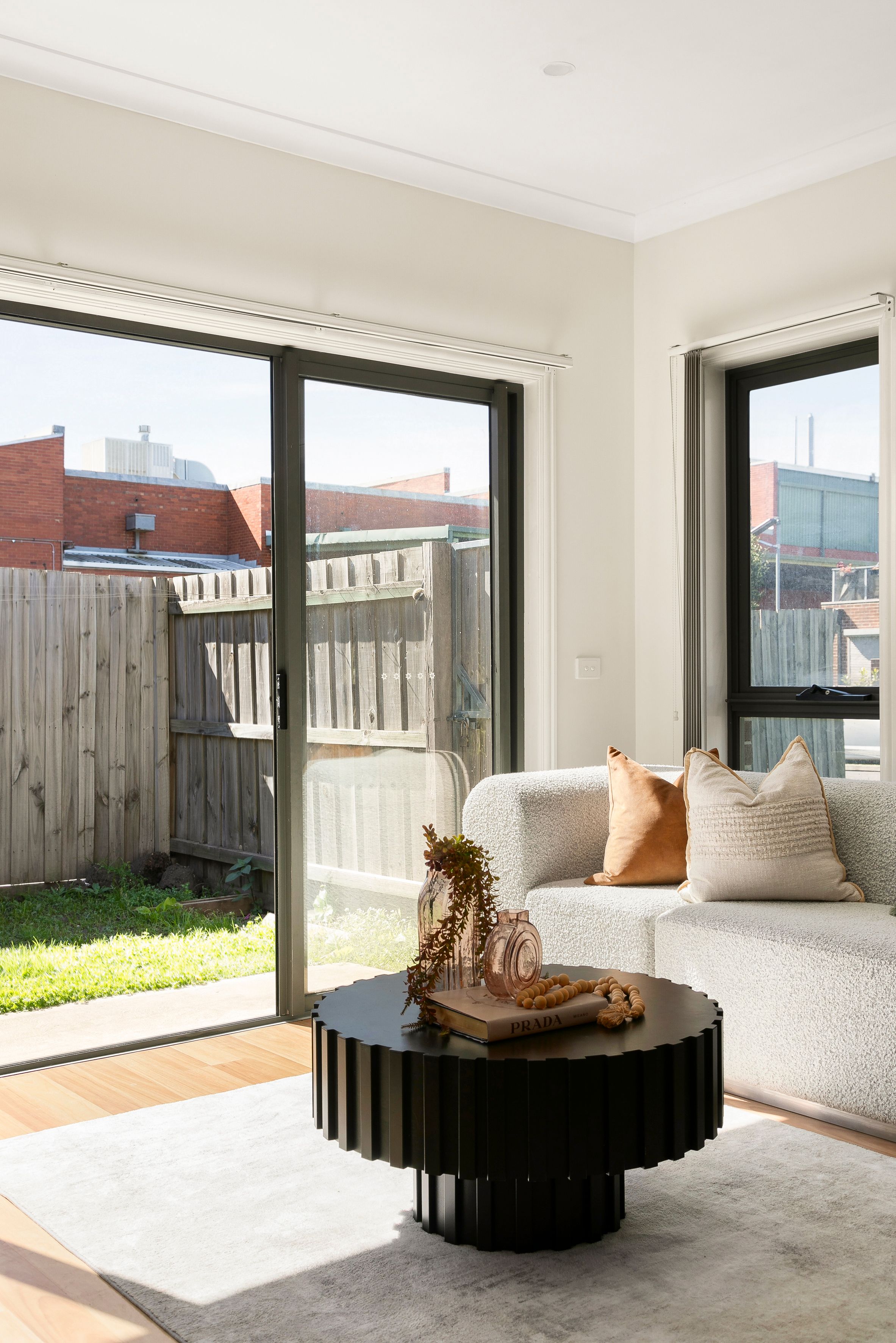 1/7 Tabilk Street — photo 7 of 15