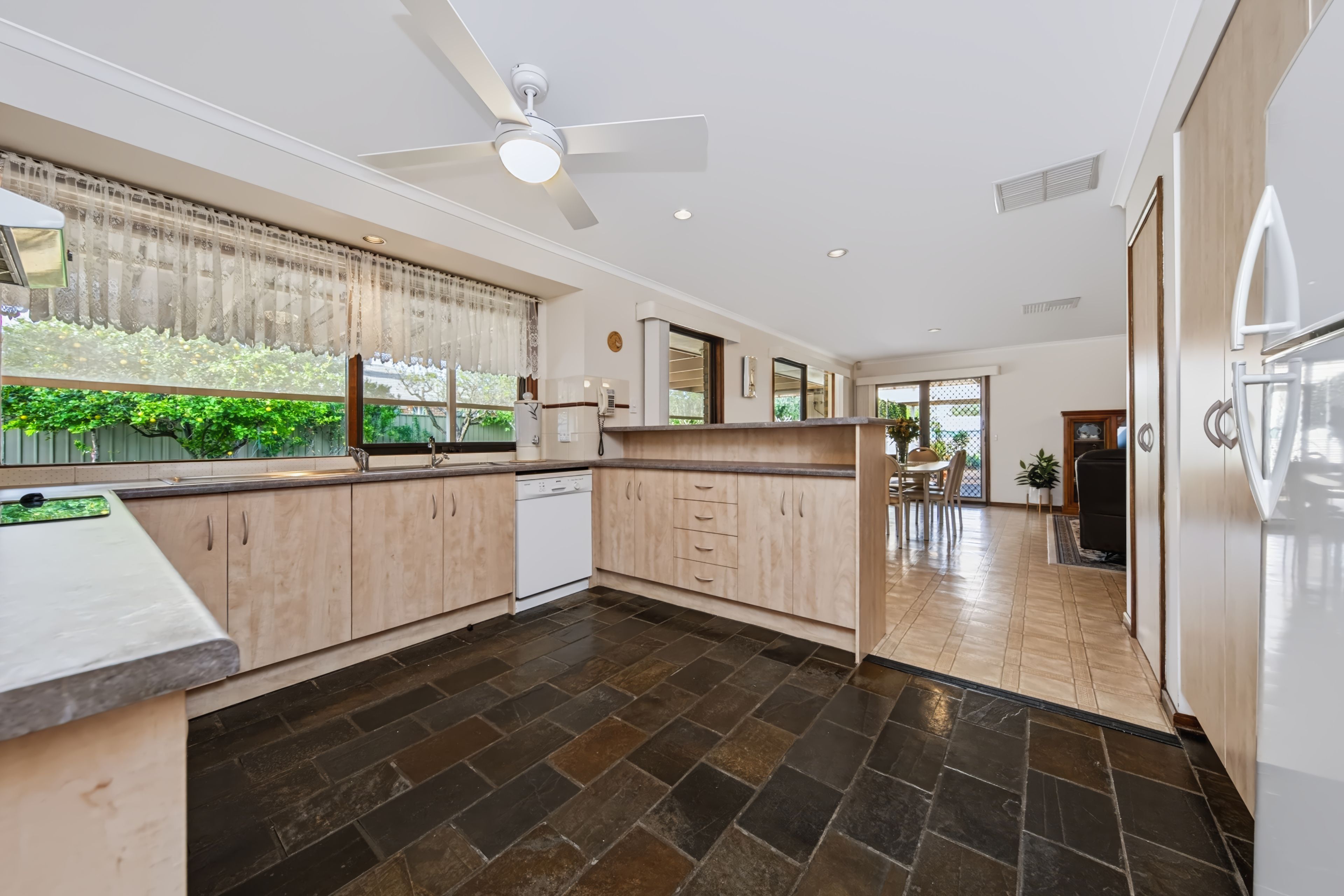 5 Chardonnay Court — photo 9 of 30