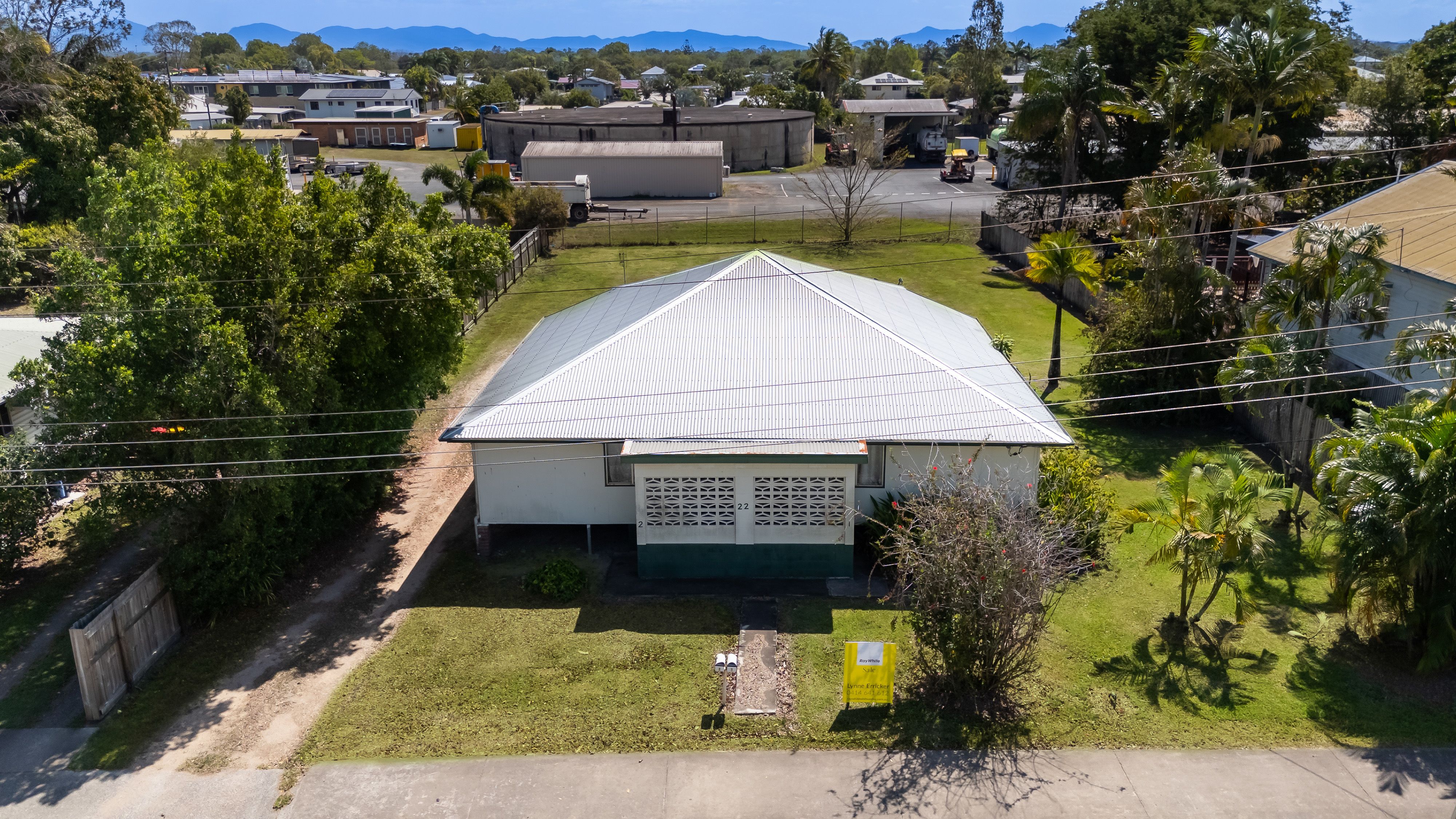 1&2/22 Ann Street, Proserpine, QLD 4800