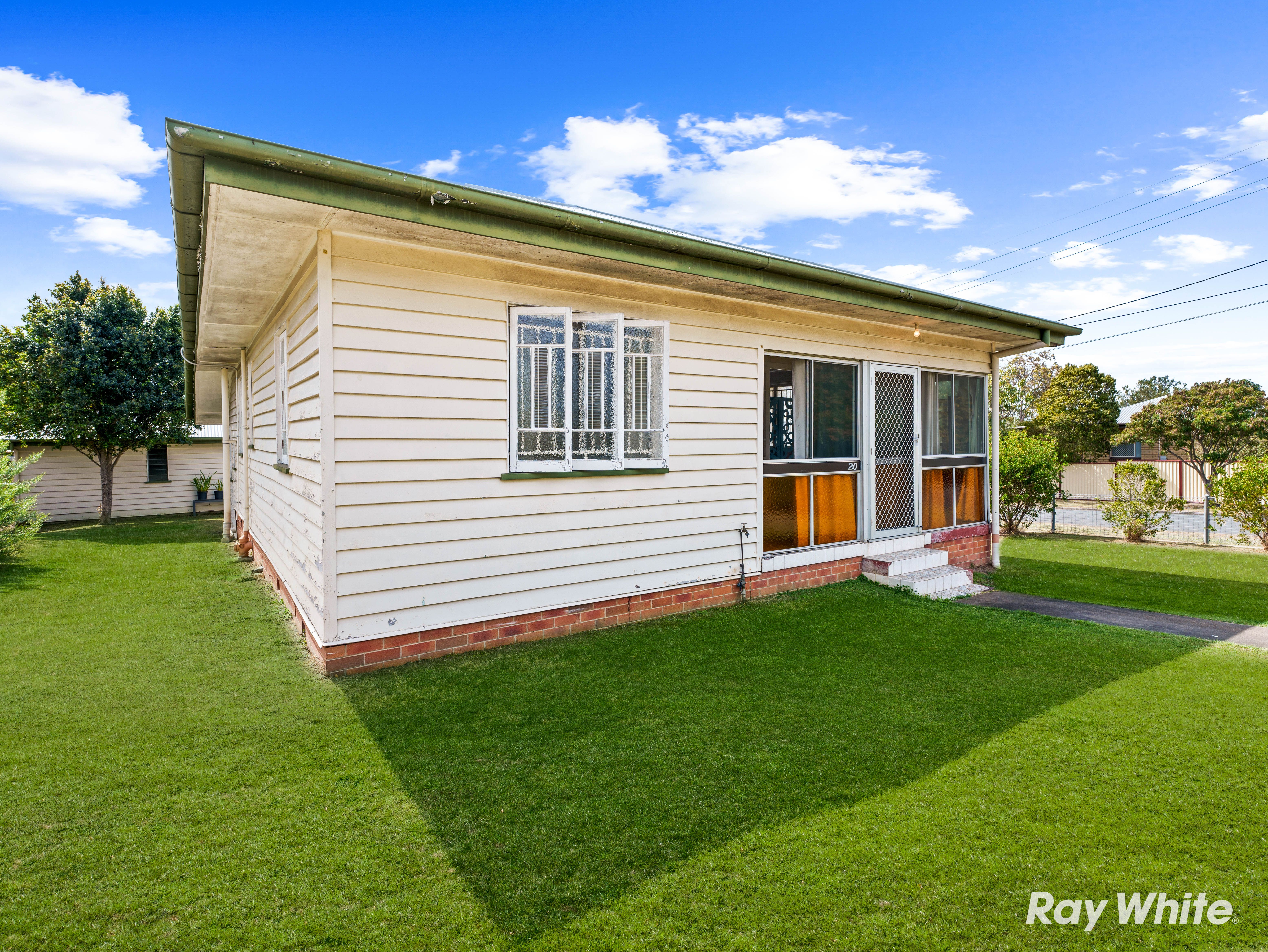 20 Stuart Street, Eastern Heights, QLD 4305