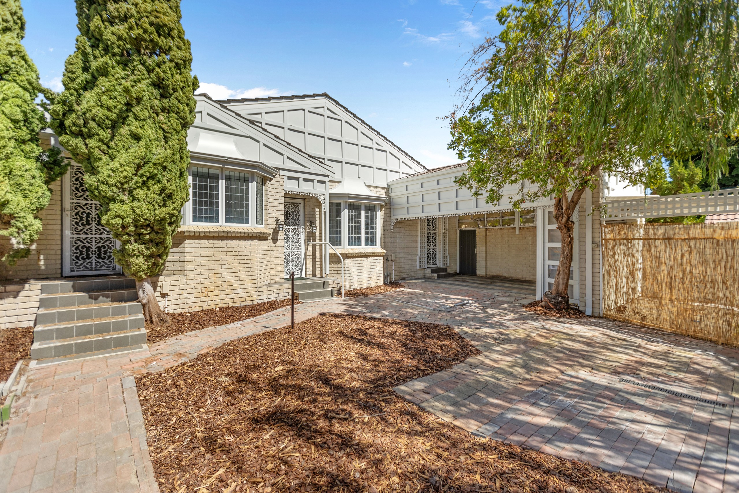 86A Waratah Avenue, Dalkeith, WA 6009