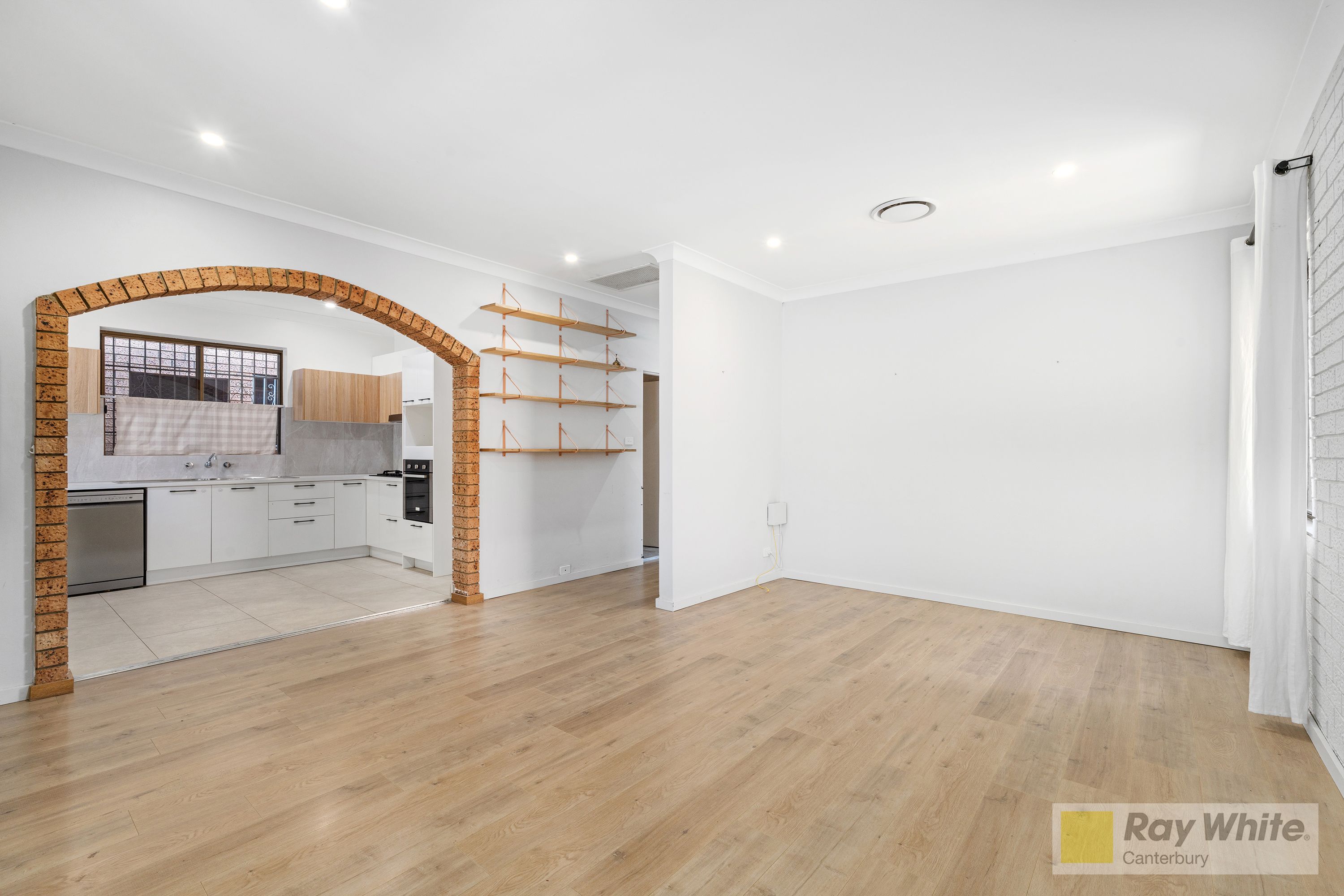 2/15 South Parade, Canterbury, NSW 2193