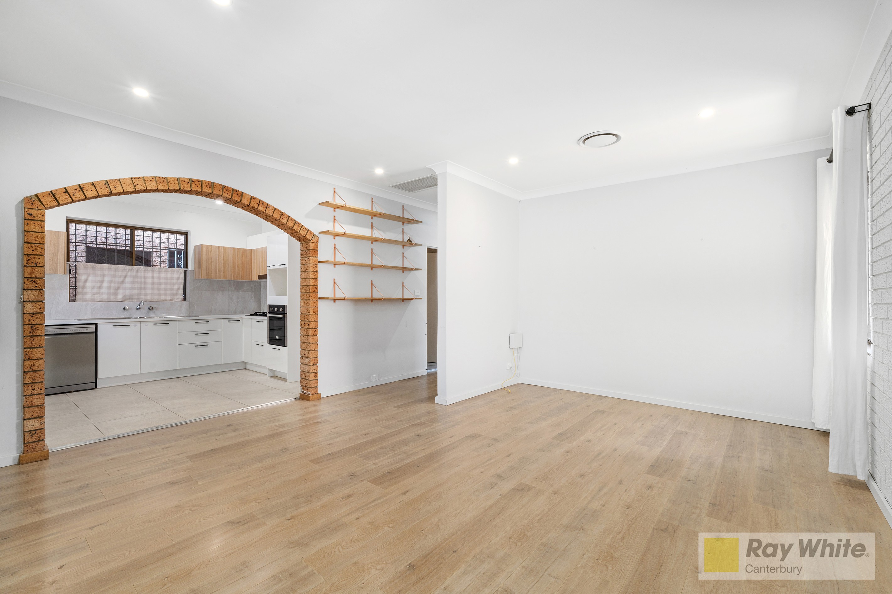 2/15 South Parade, Canterbury, NSW 2193