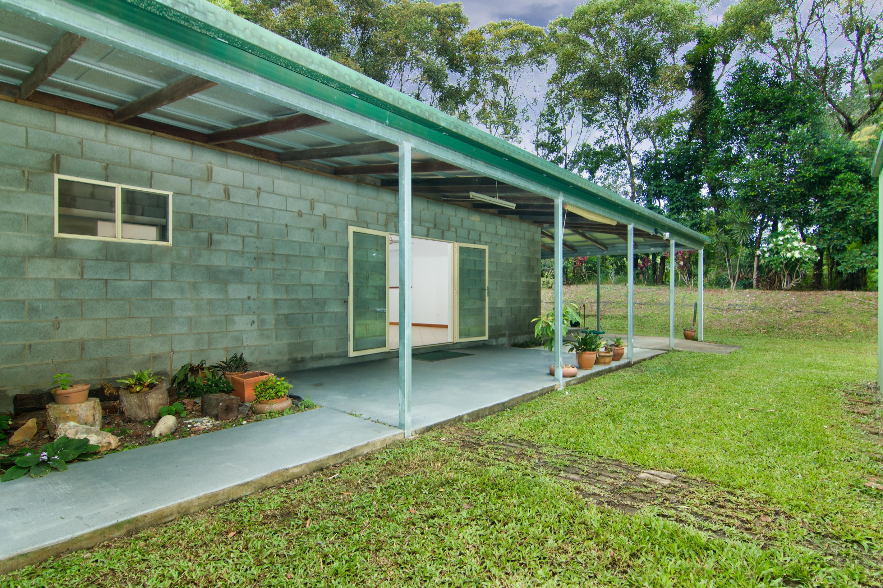 2 Coconut Grove, Kuranda, QLD 4881