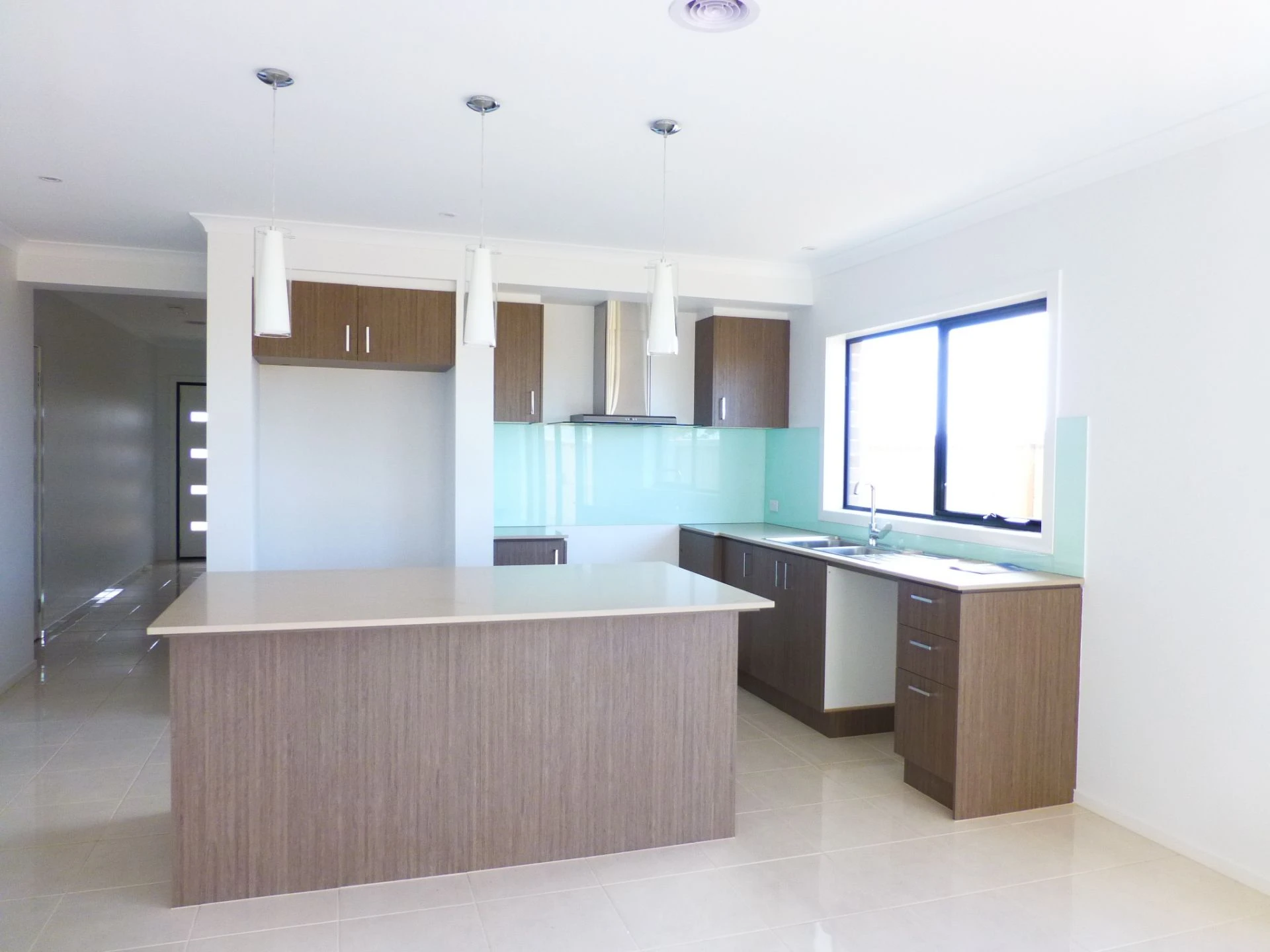16 Long Road, Truganina, VIC 3029
