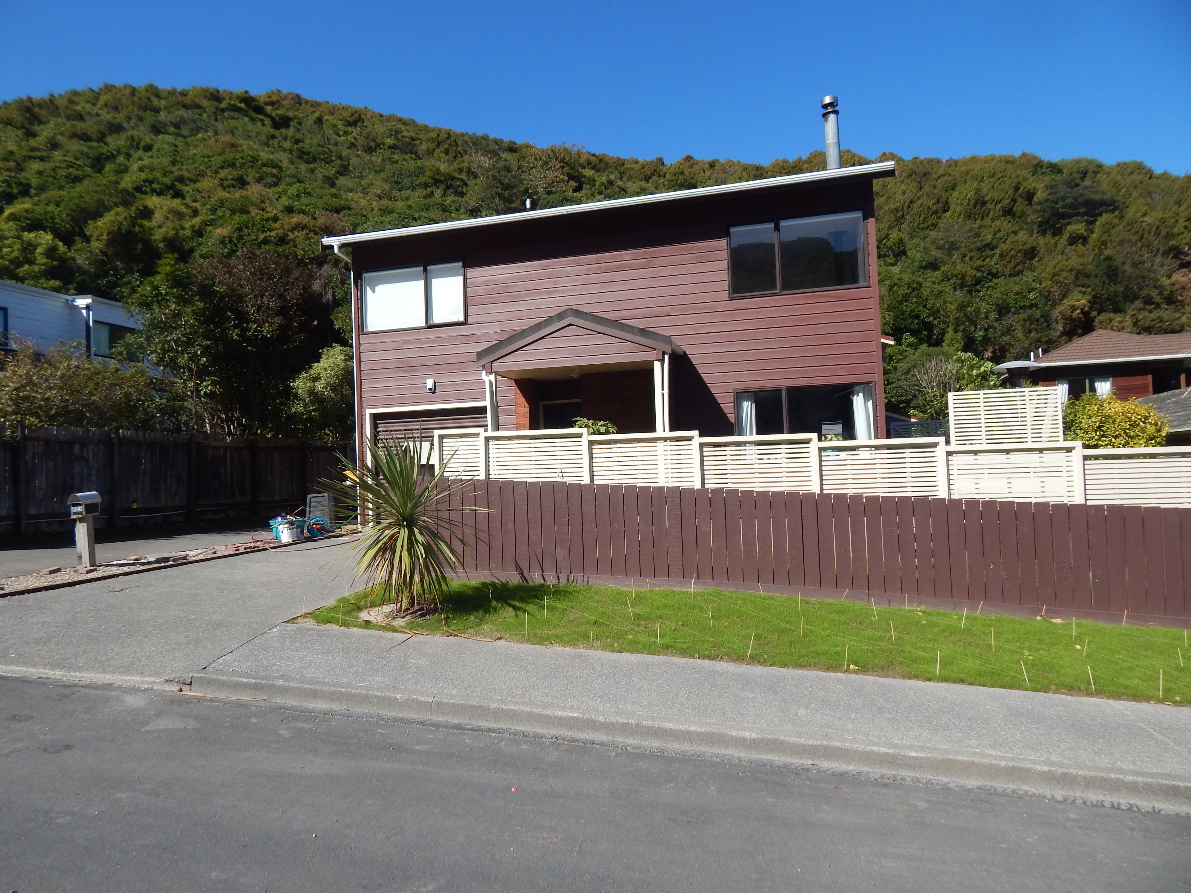12 Parsons Glen Road, Karori, Wellington City