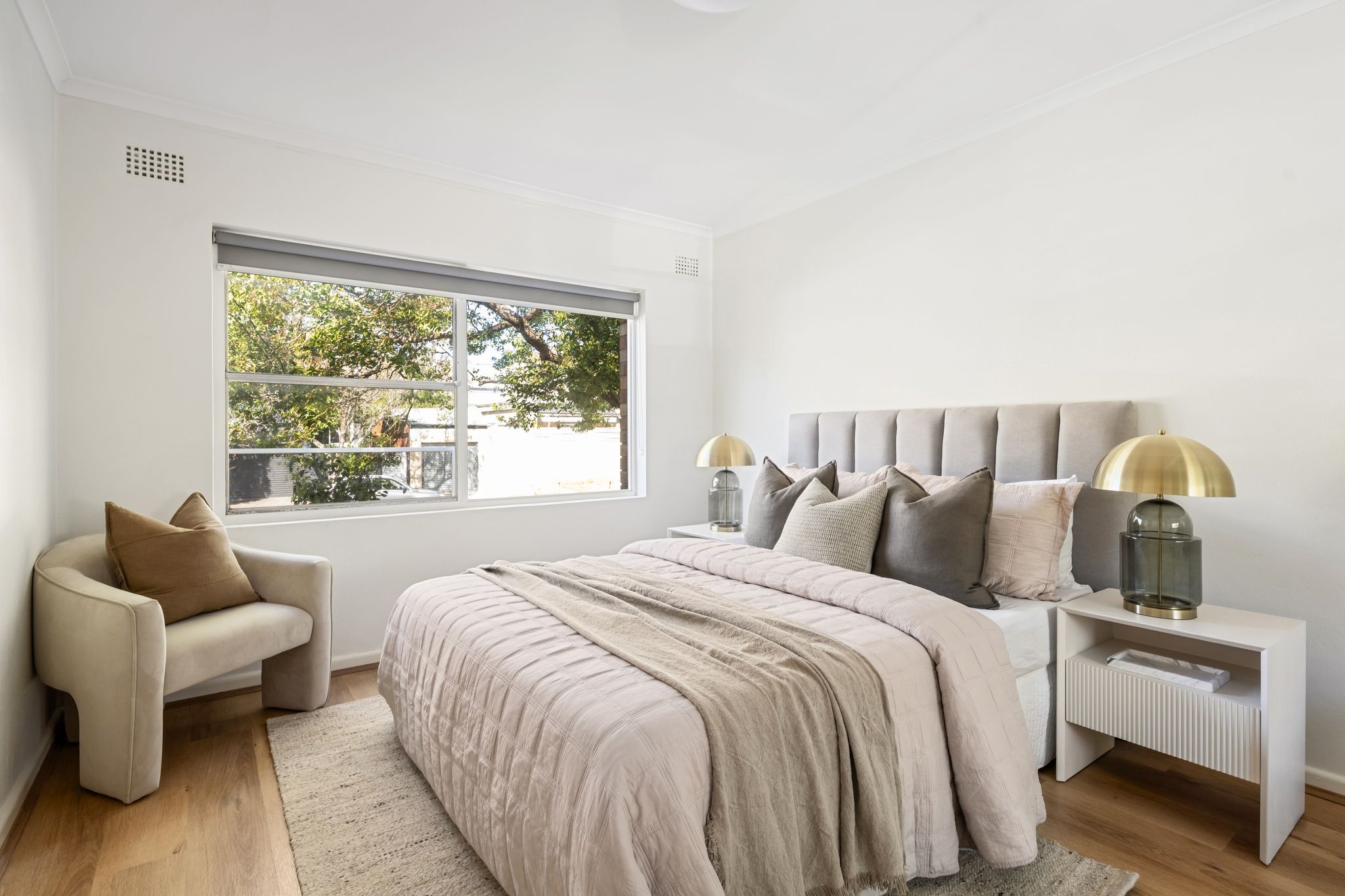 4/49 Abbott Street — photo 3 of 6
