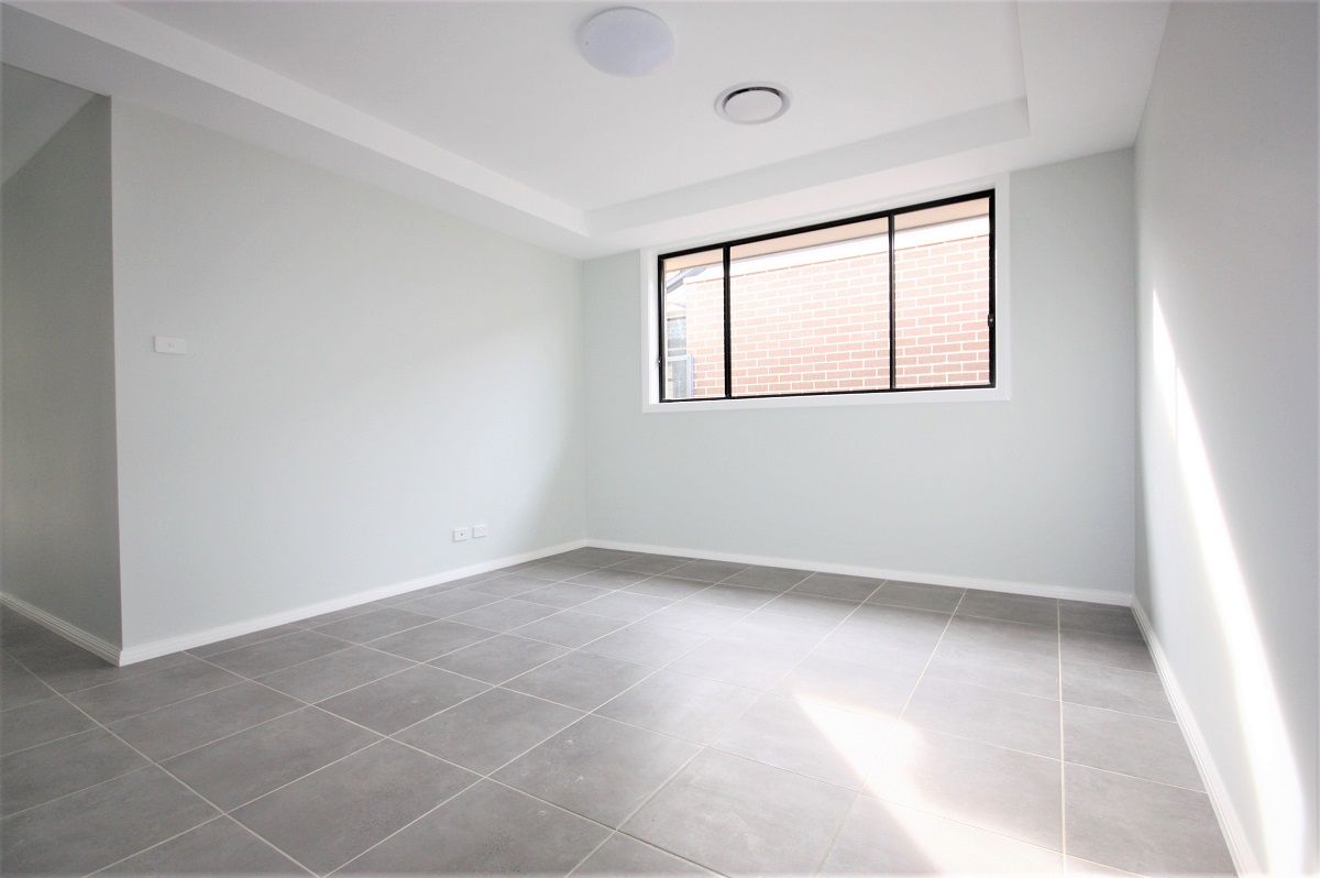 8 Cocherelle Street, Austral, NSW 2179