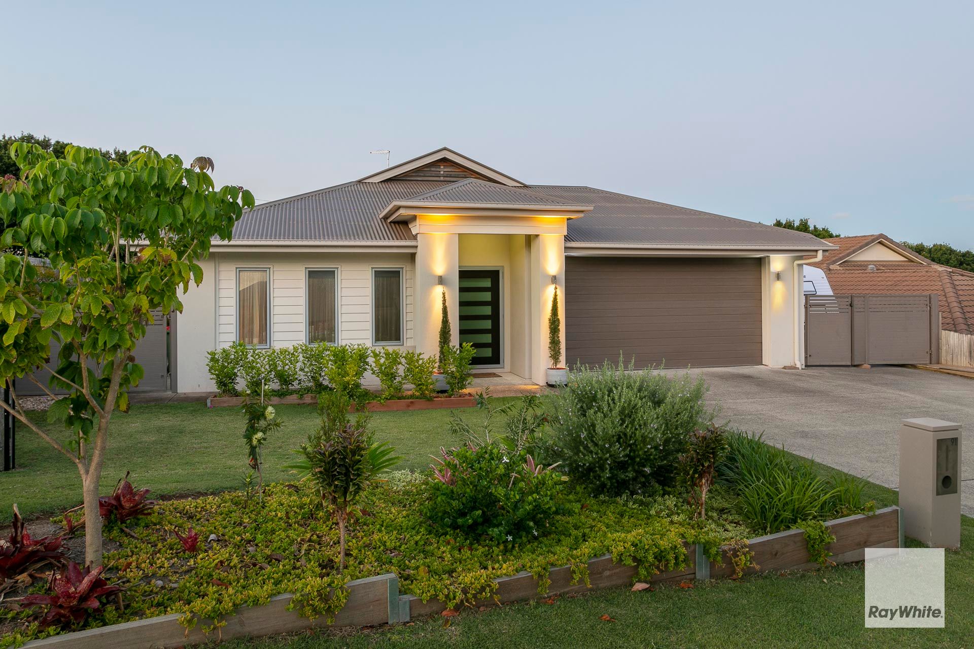 91 Habitat Drive, Redland Bay QLD 4165