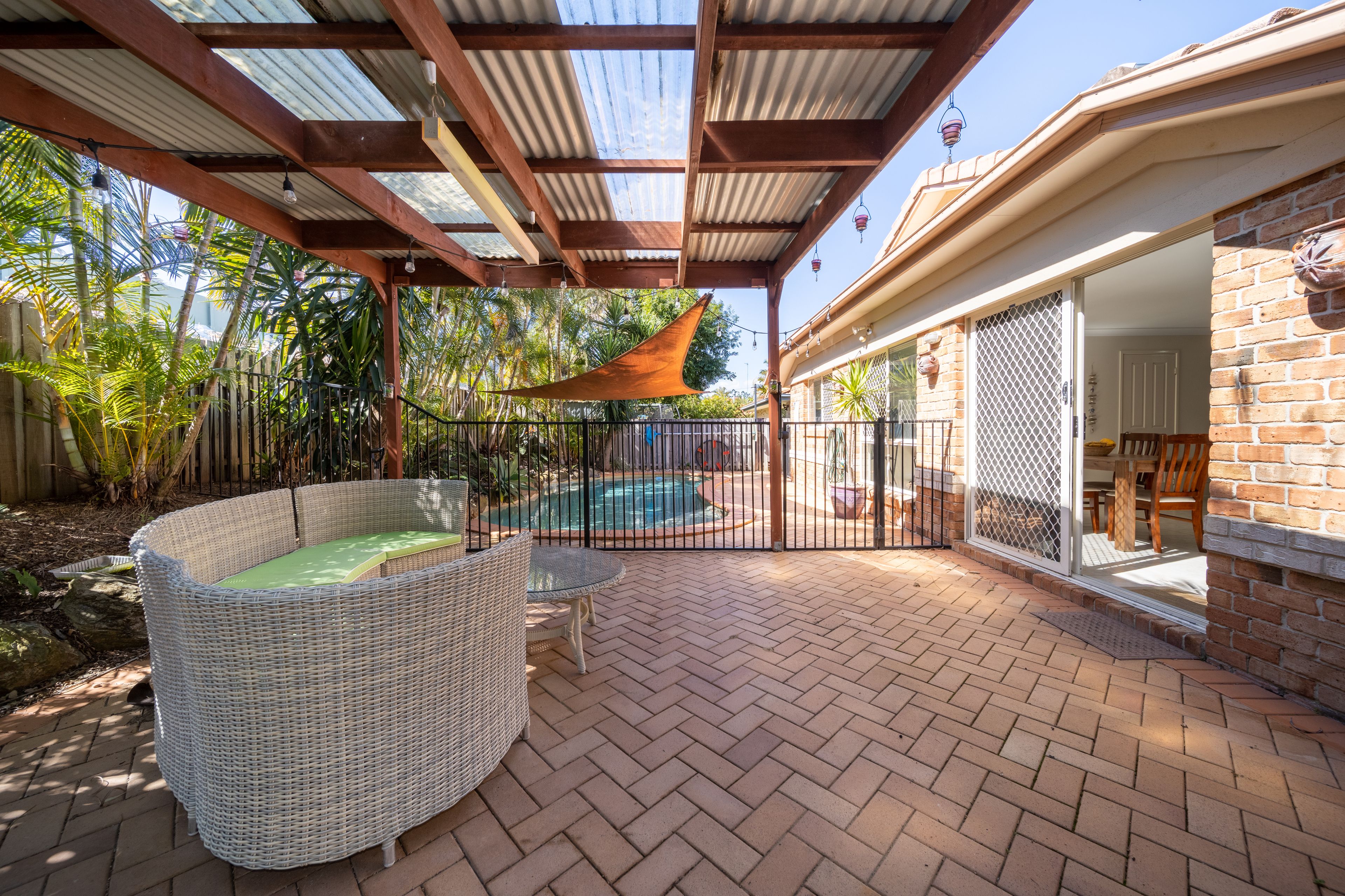 41 Madeline Street, Mudgeeraba, QLD 4213